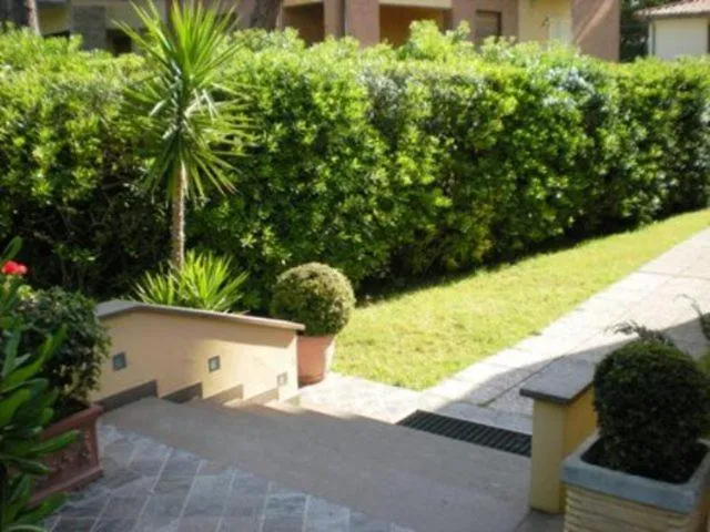 Facade/entrance in Hotel Florida Tirrenia