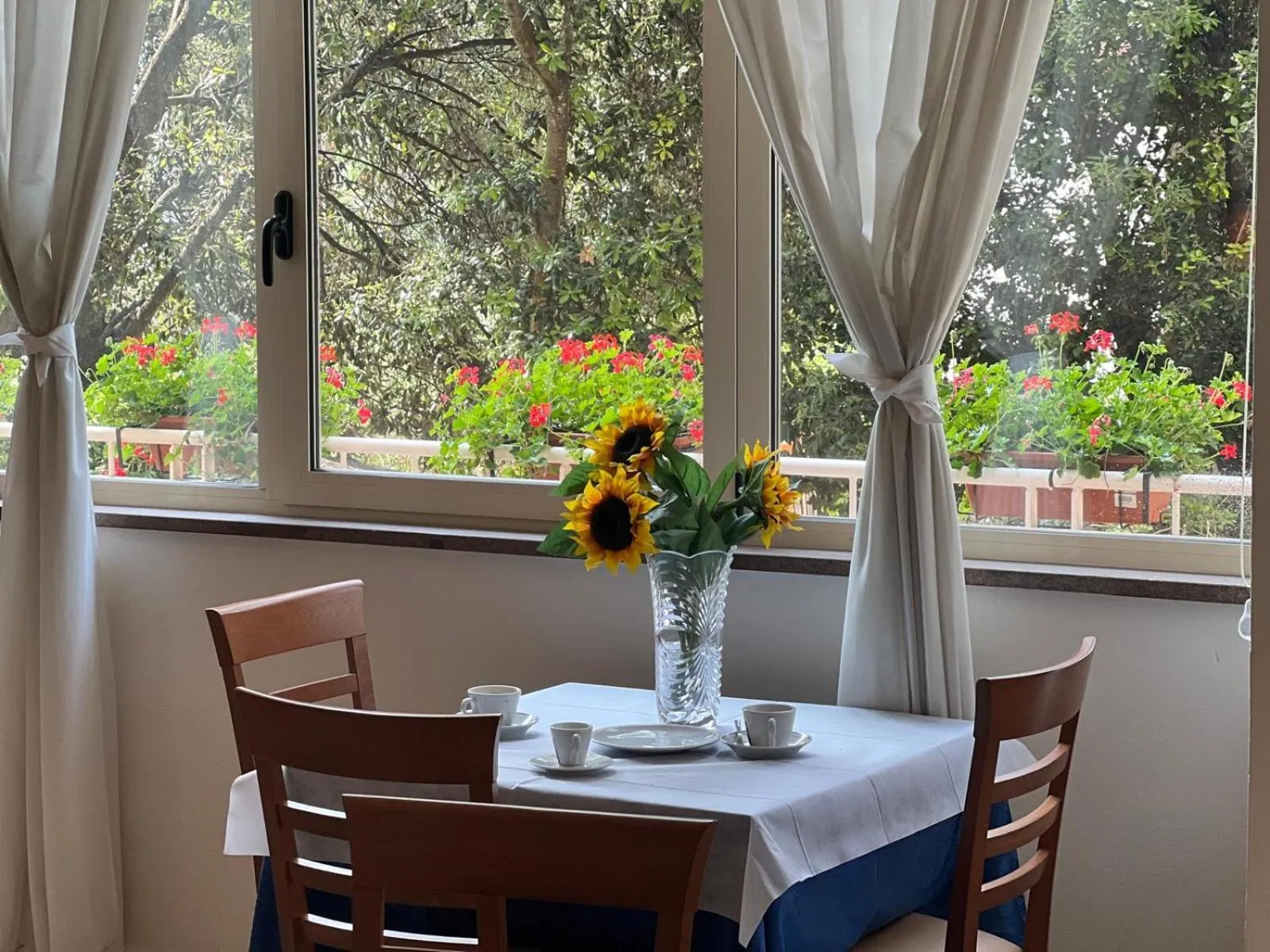 Breakfast in Hotel Florida Tirrenia