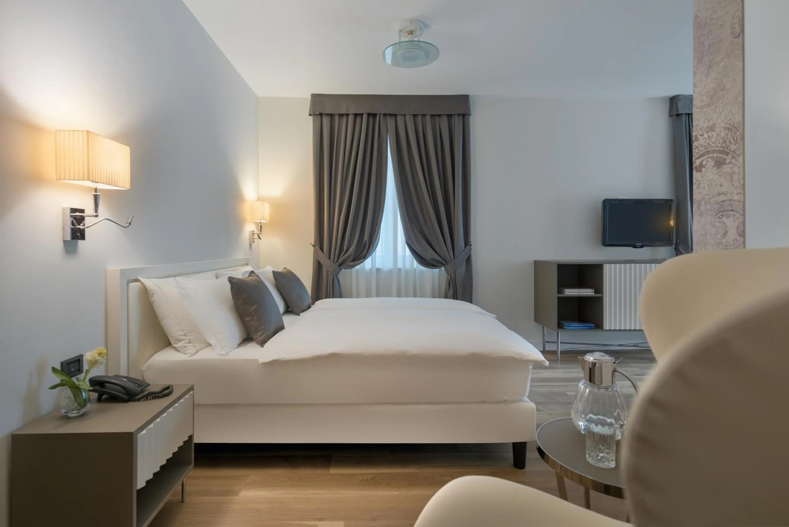 Photo of the whole room, Bed in Hotel Capri