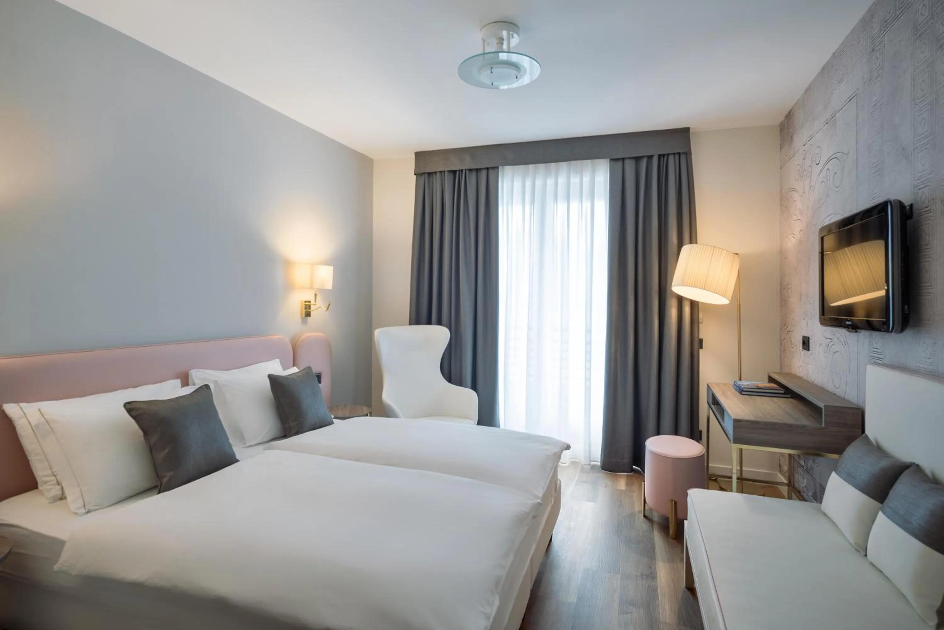 Photo of the whole room, Bed in Hotel Capri