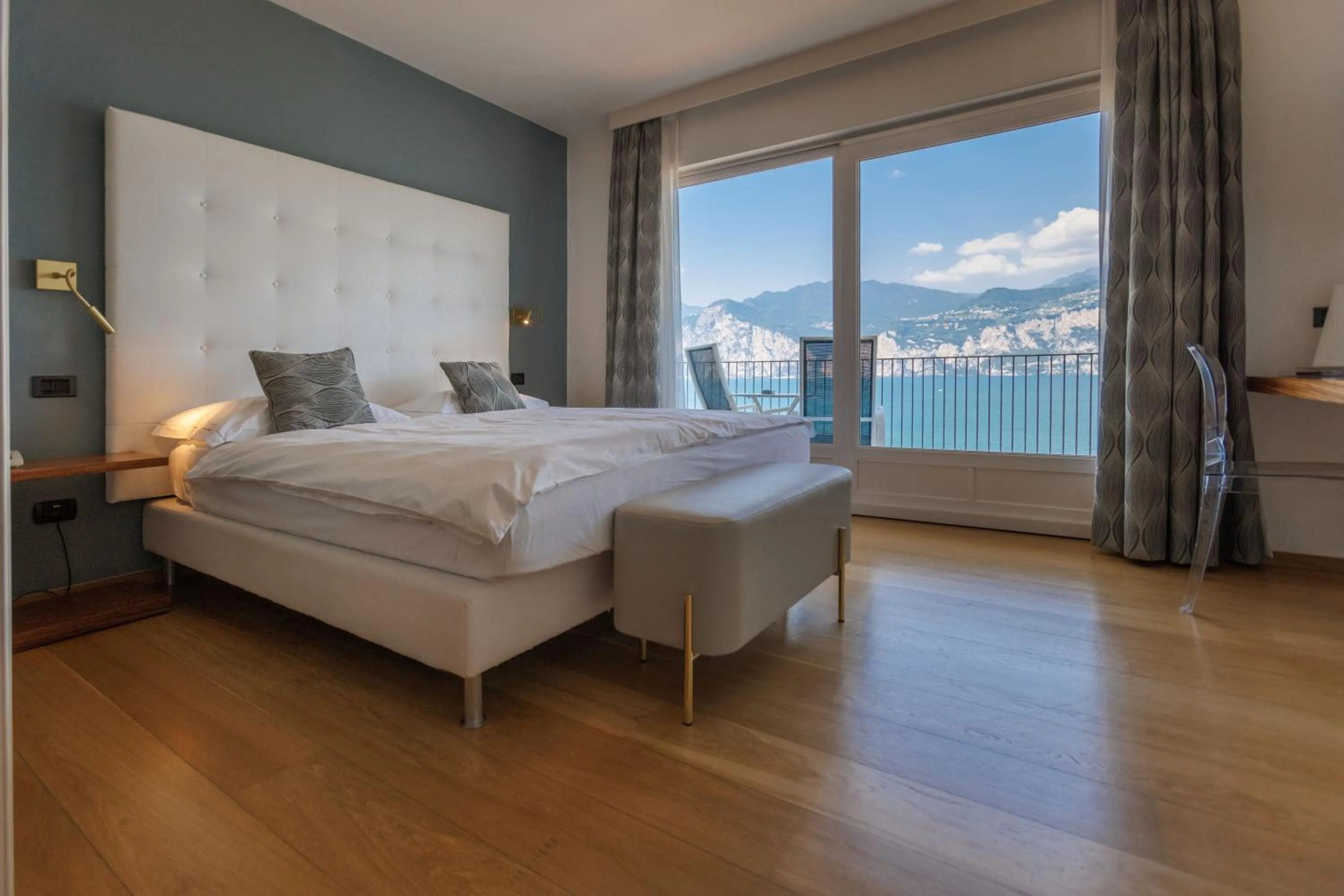 Photo of the whole room, Bed in Hotel Capri