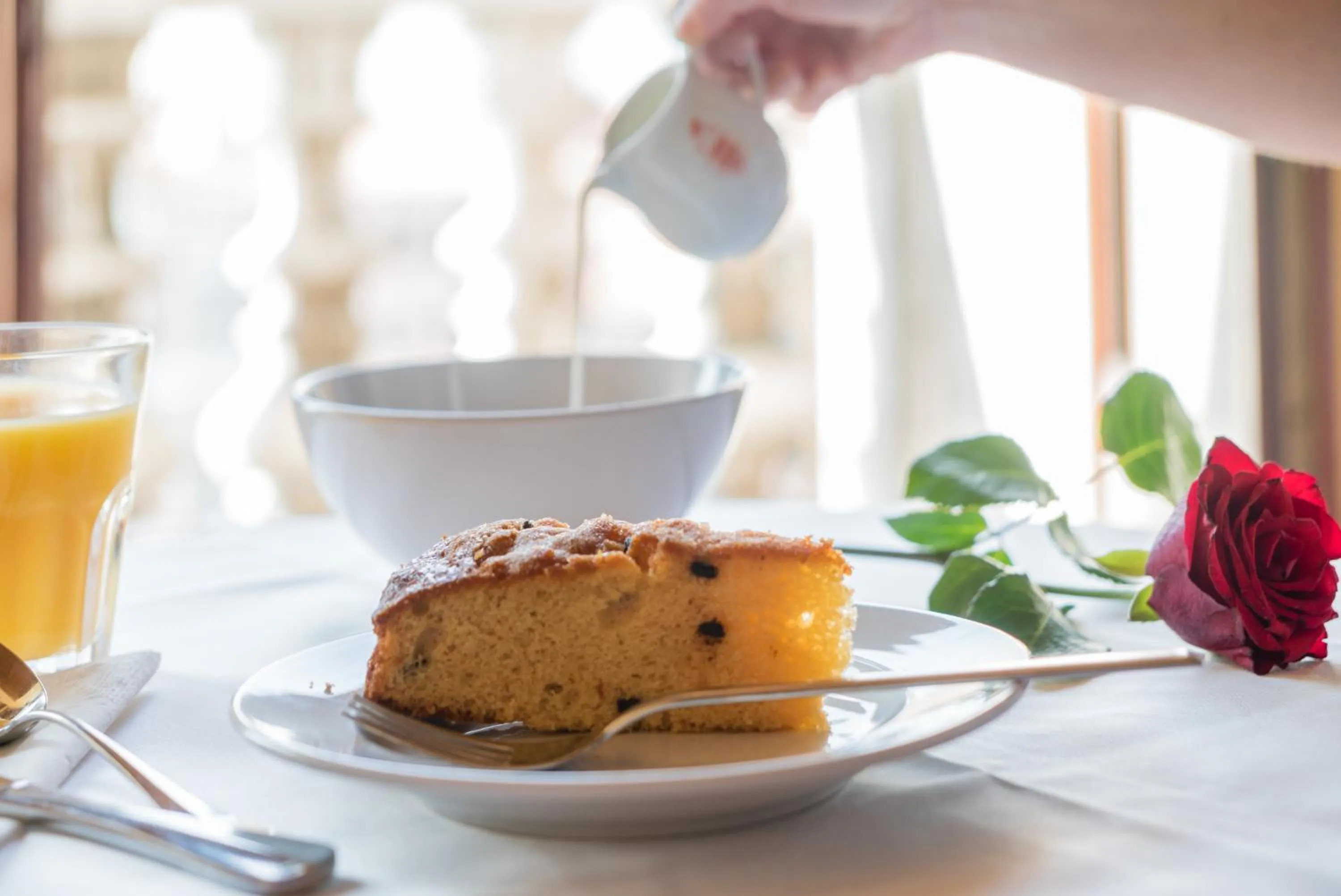 Continental breakfast in Locanda Ai Santi Apostoli Sul Canal Grande - Ferretti Hotels Collection