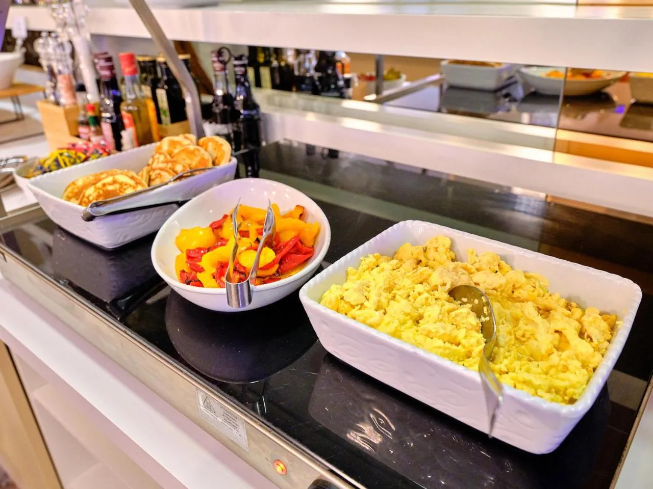 Restaurant/places to eat in Hotel Eden Garda