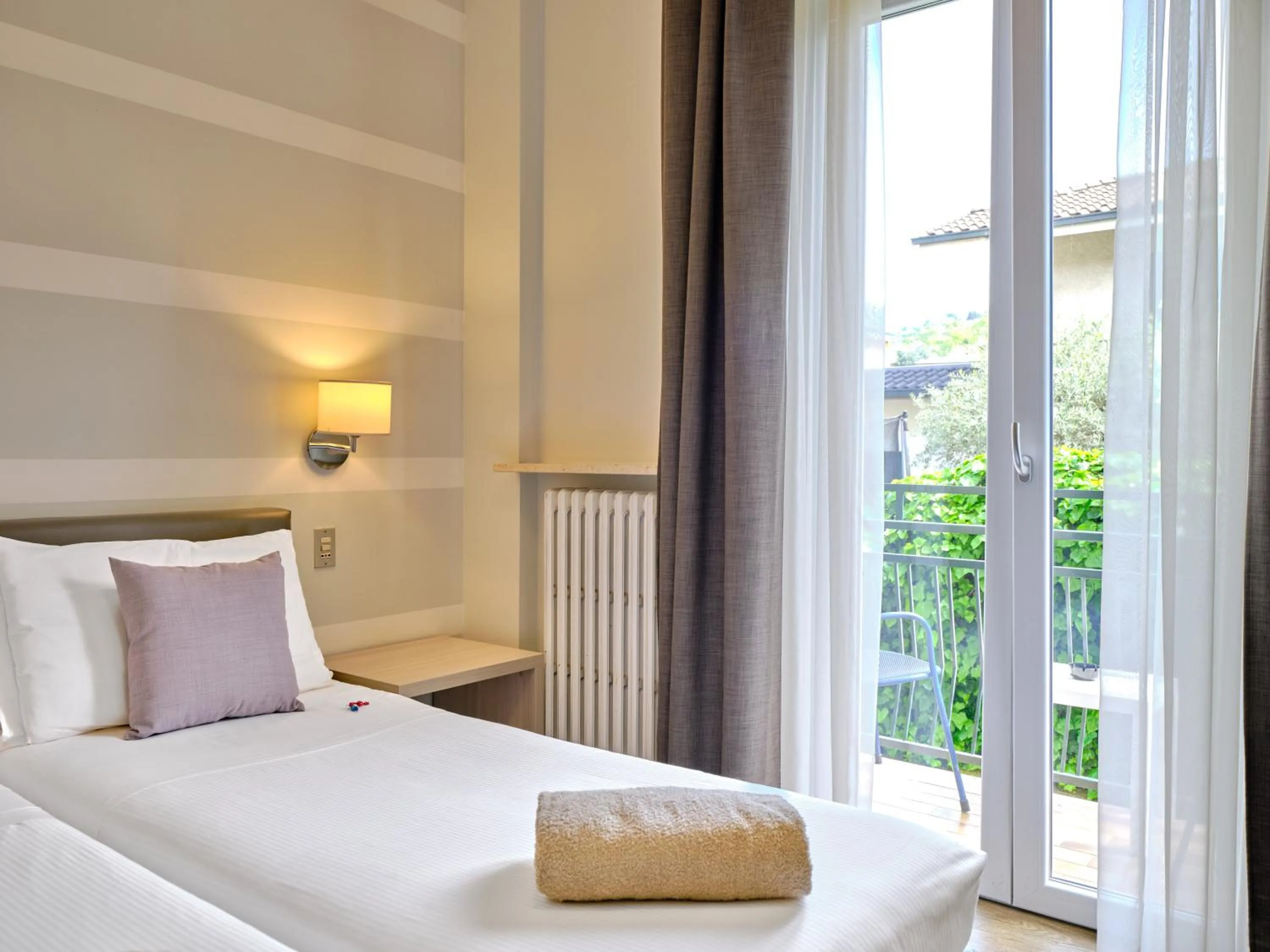 Bed in Hotel Eden Garda