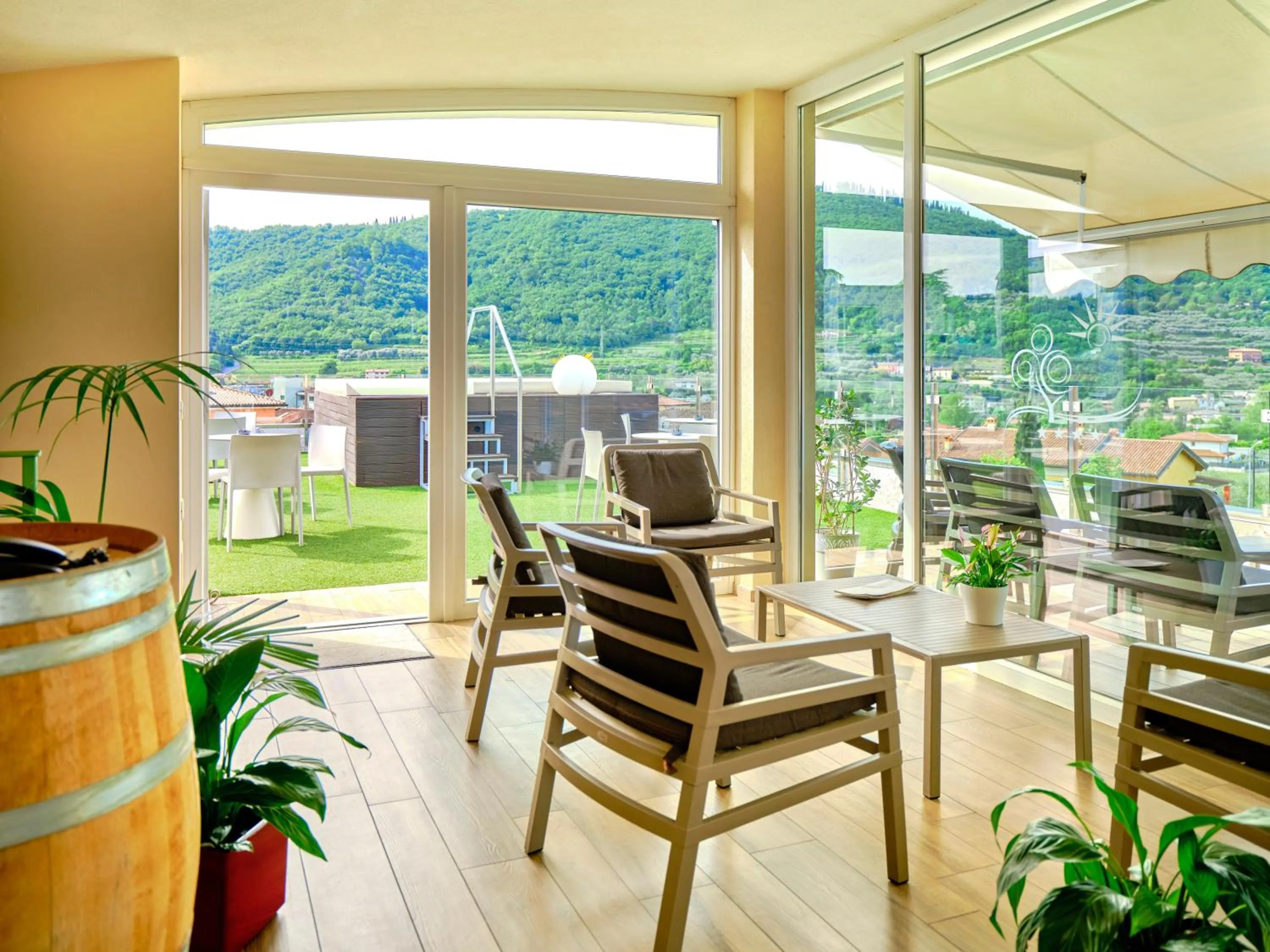 Balcony/Terrace in Hotel Eden Garda