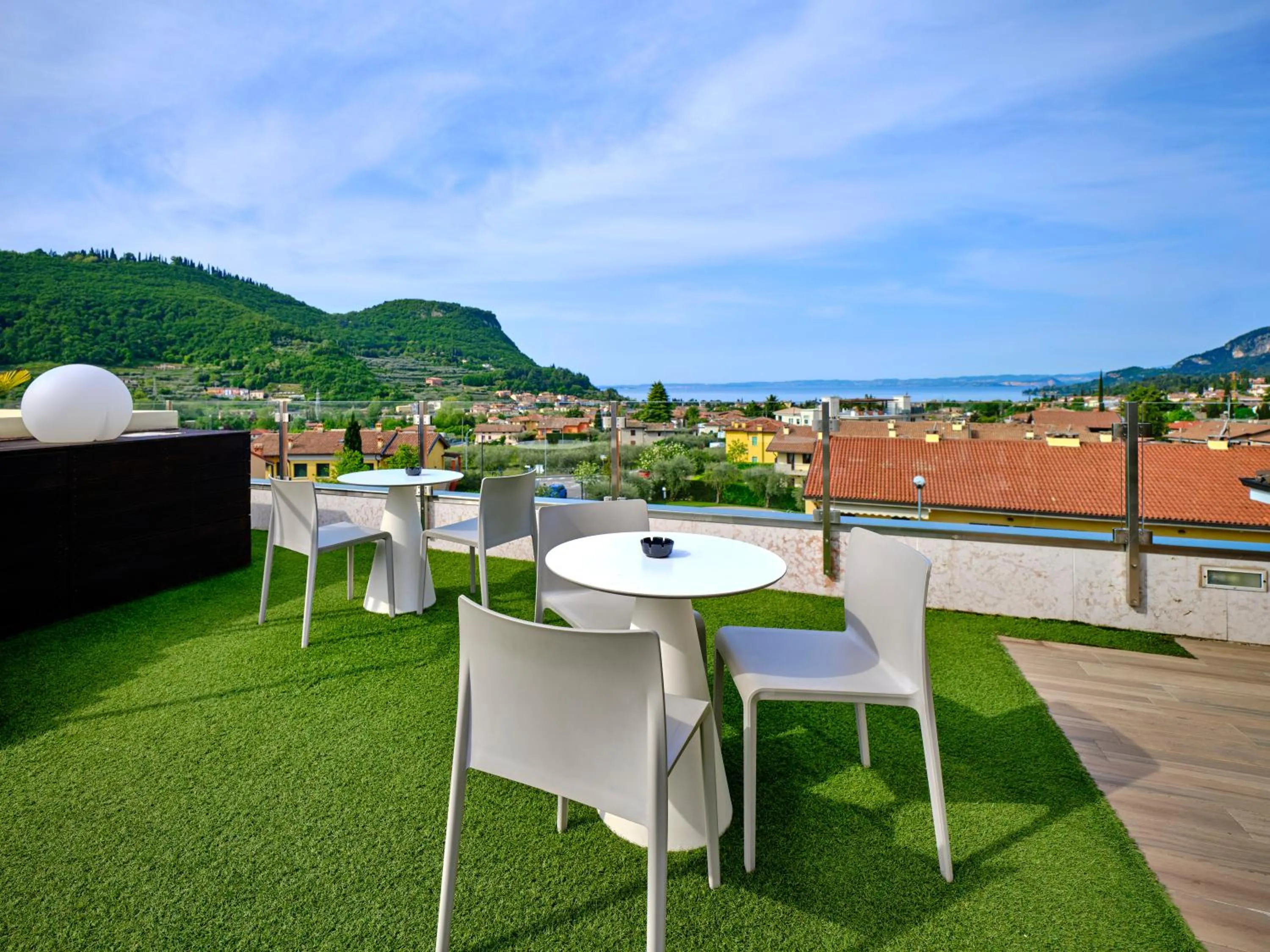 Balcony/Terrace in Hotel Eden Garda
