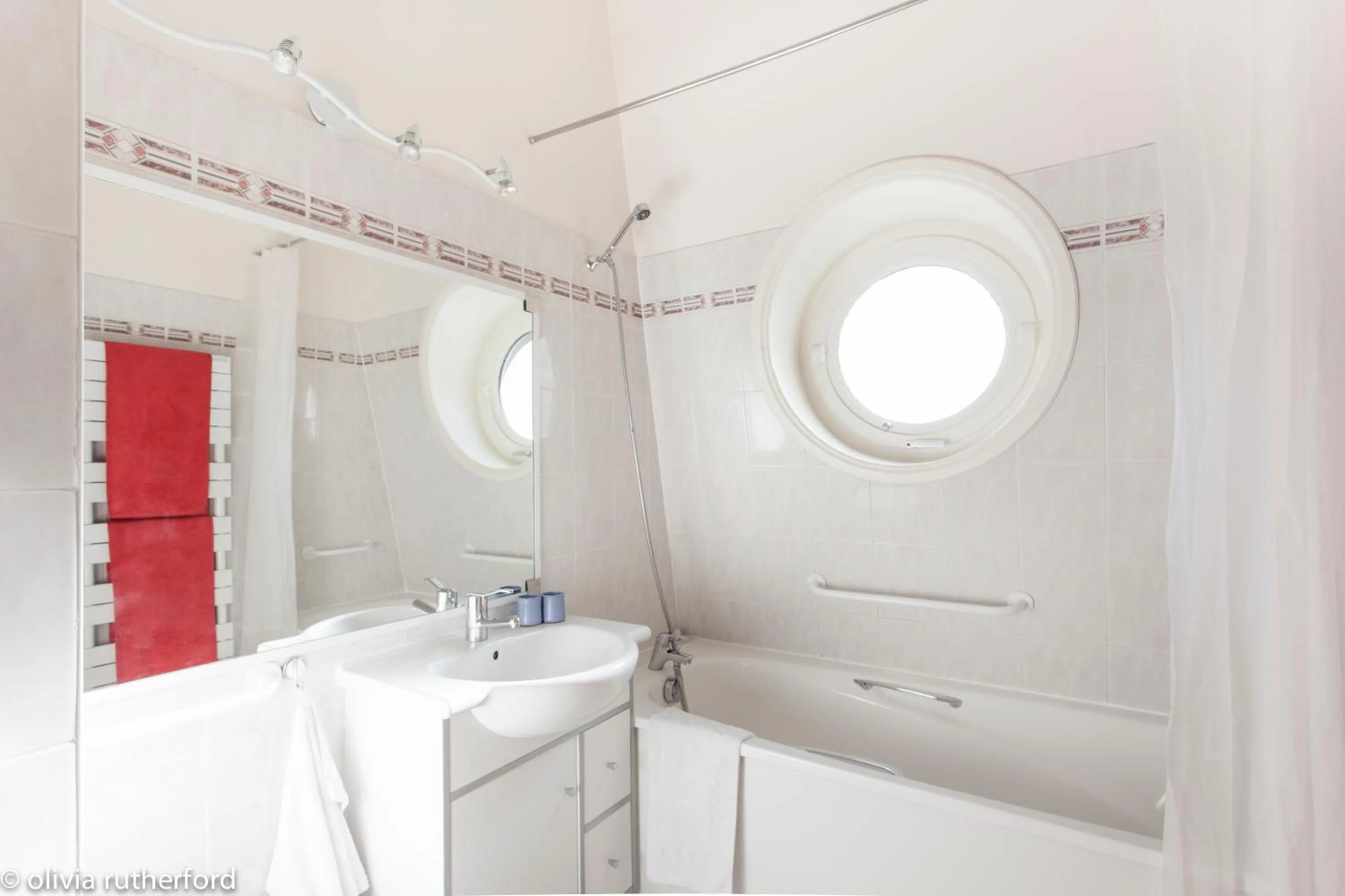 Shower in 52 Clichy Bed & Breakfast - Chambre d'hôtes