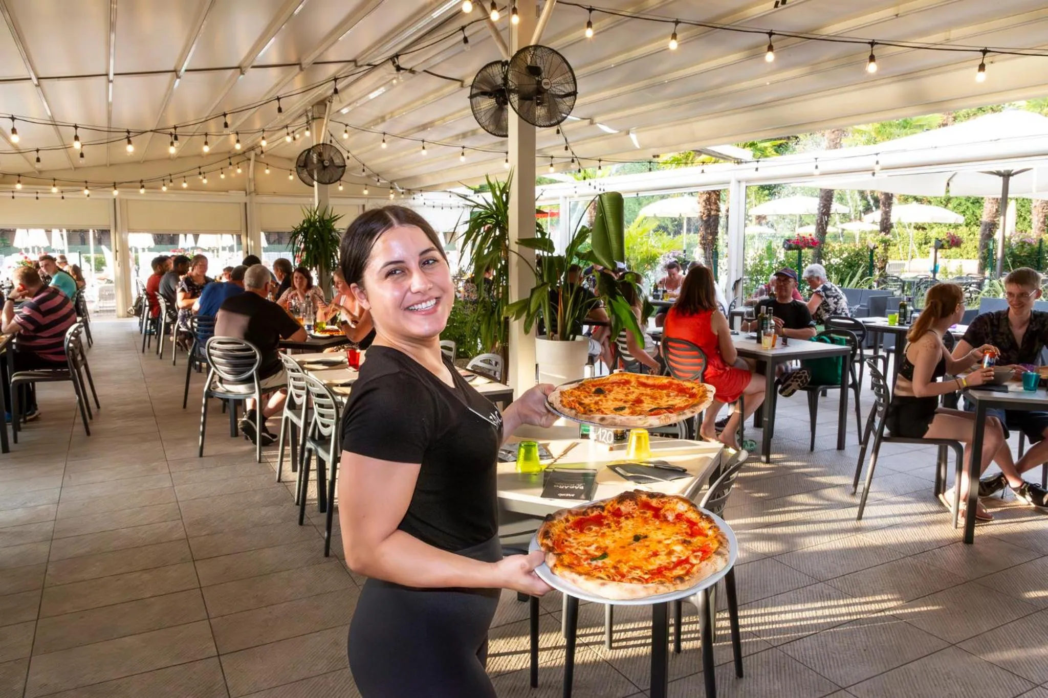 hu Venezia Camping in Town