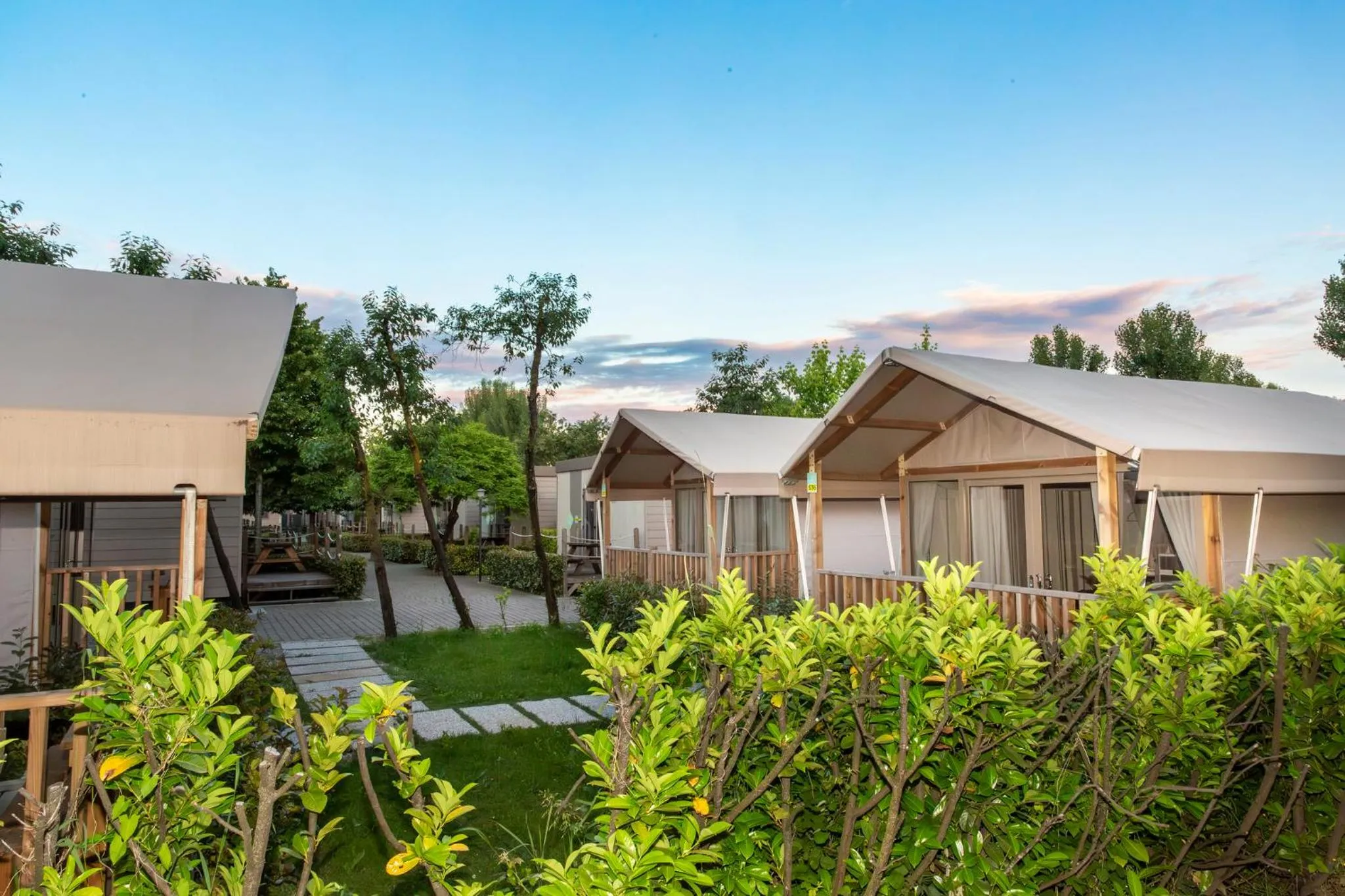 hu Venezia Camping in Town