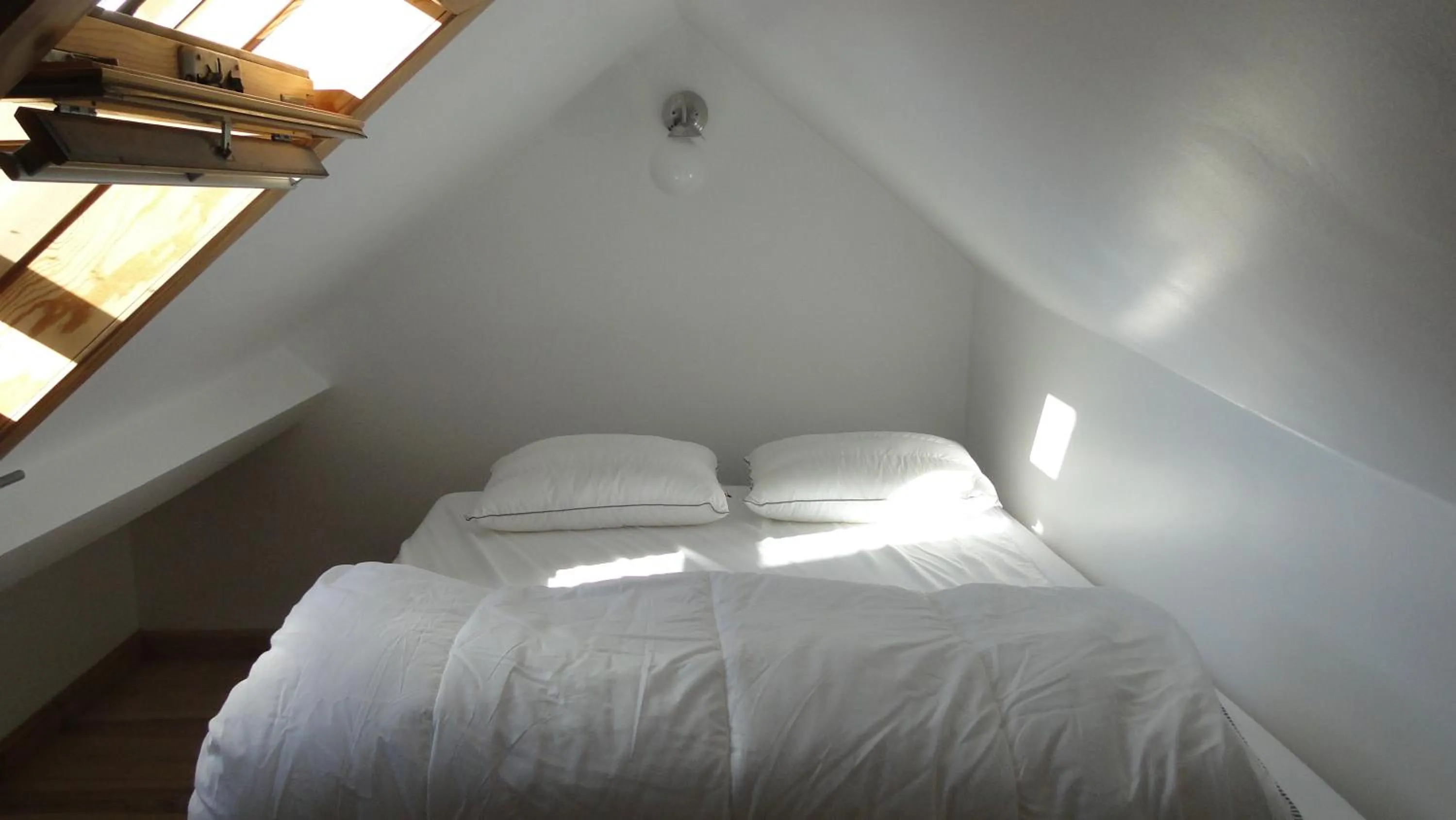 Property building, Bed in Villa Ghysbrecht