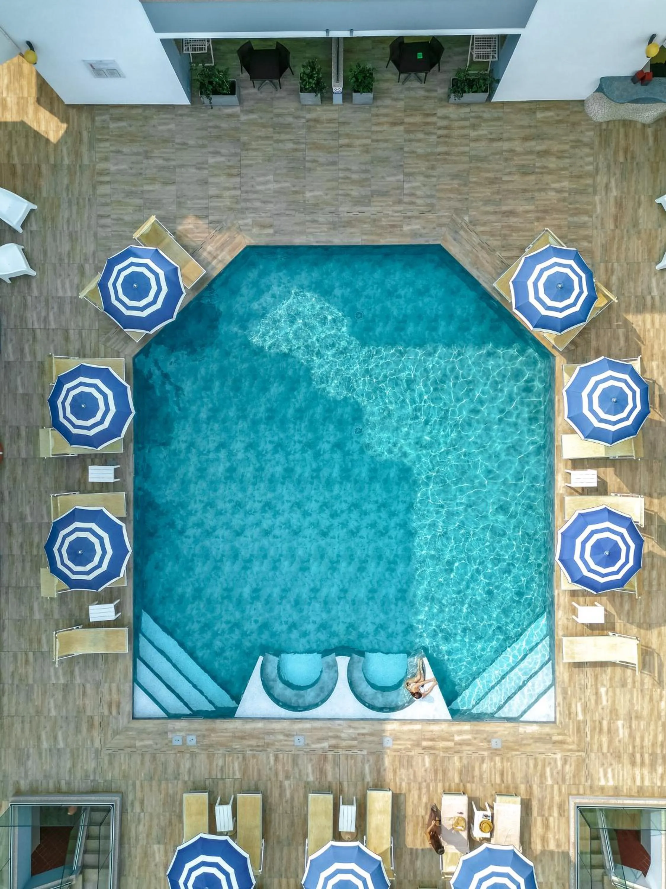 Swimming pool in Residence Picalè