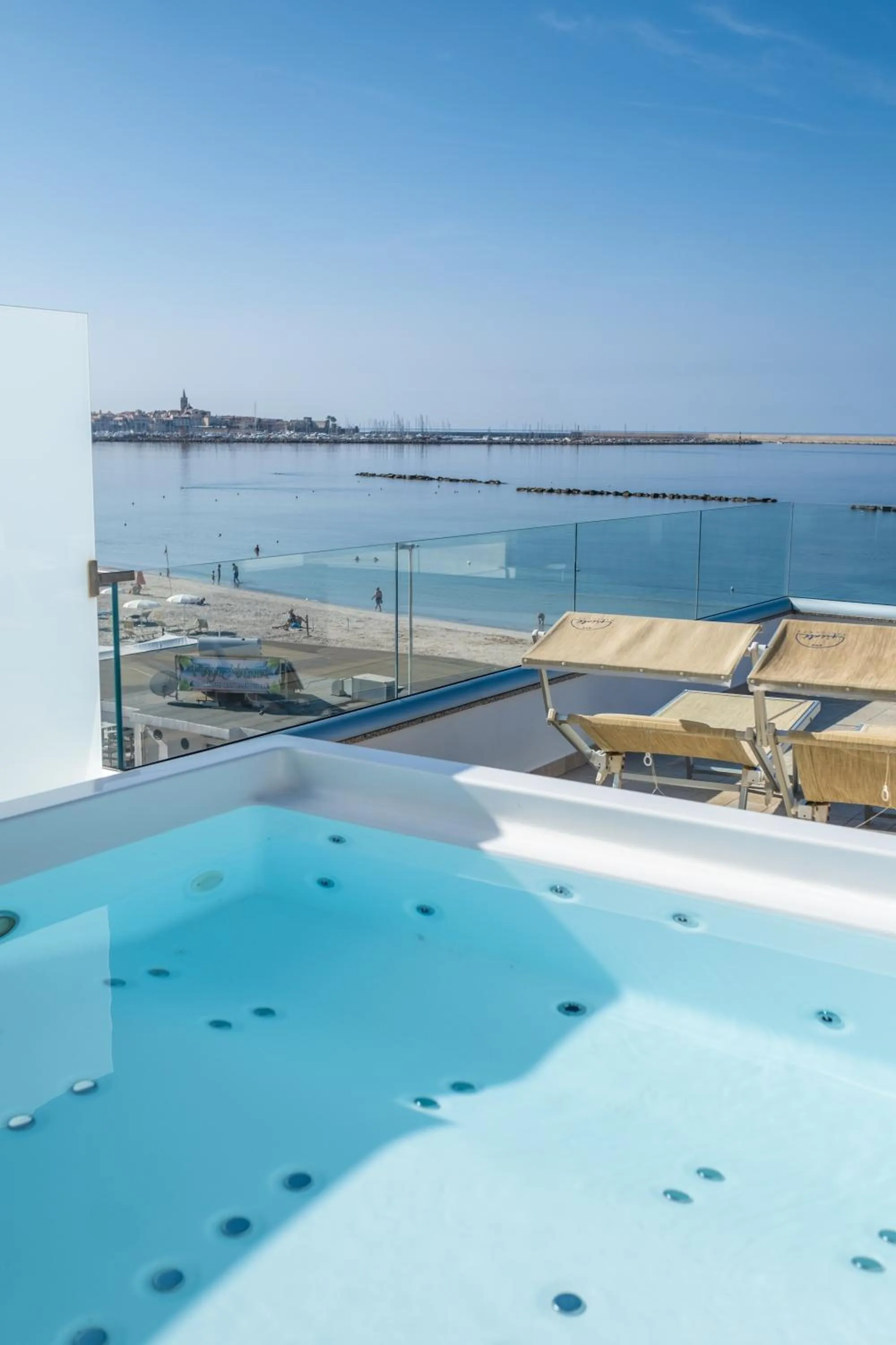 Hot Tub in Residence Picalè