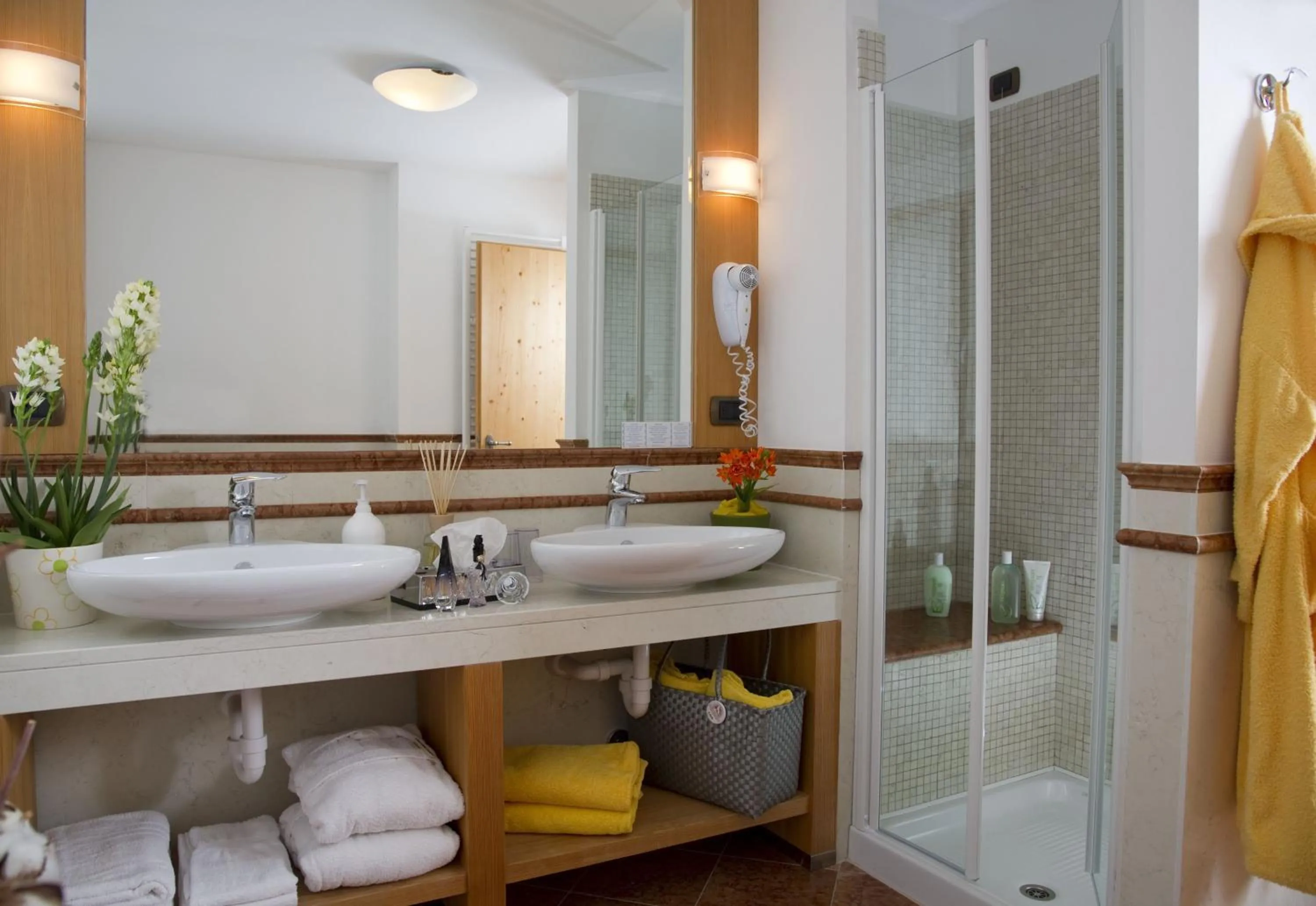 Bathroom in Wellness Hotel Lupo Bianco