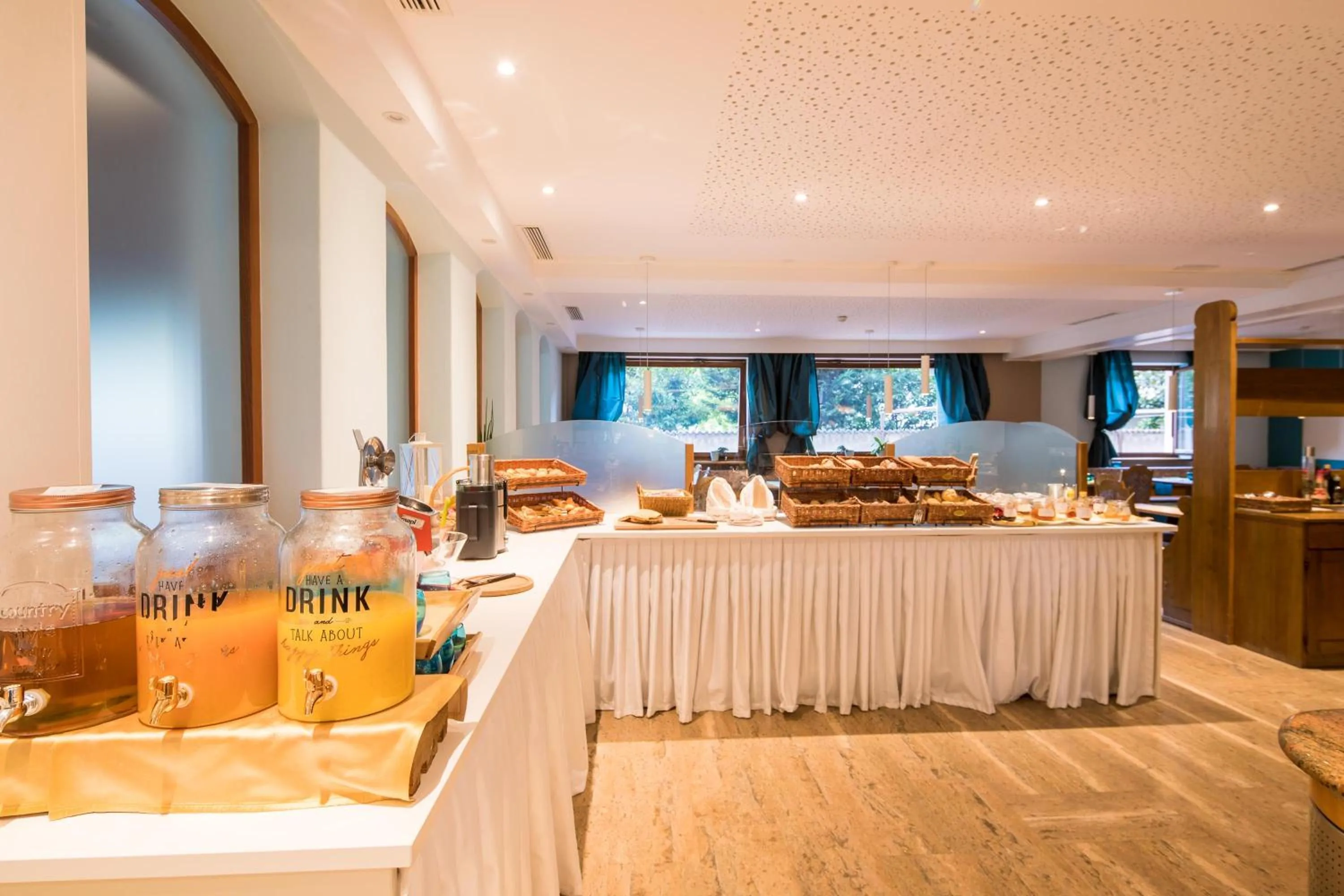 Buffet breakfast in Hotel Weingarten