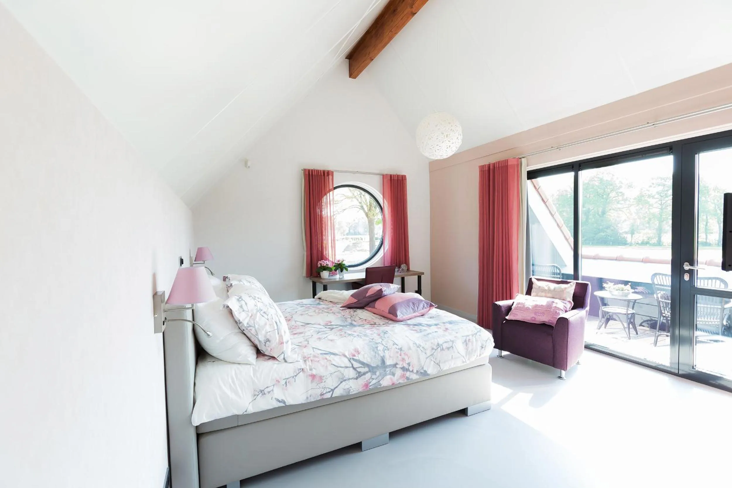 Bed in Erve Grootenhuys