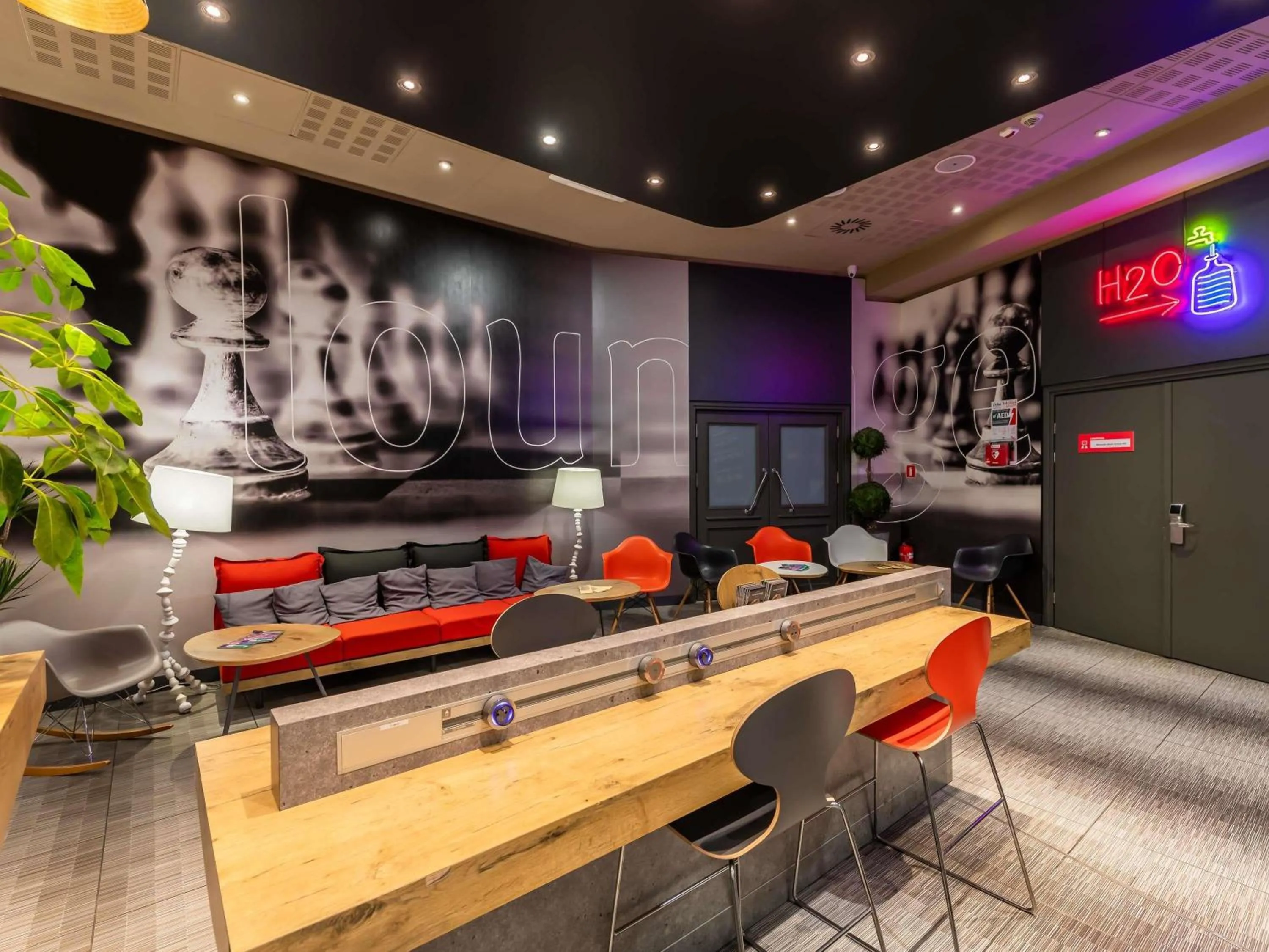Lobby or reception in ibis Warszawa Centrum