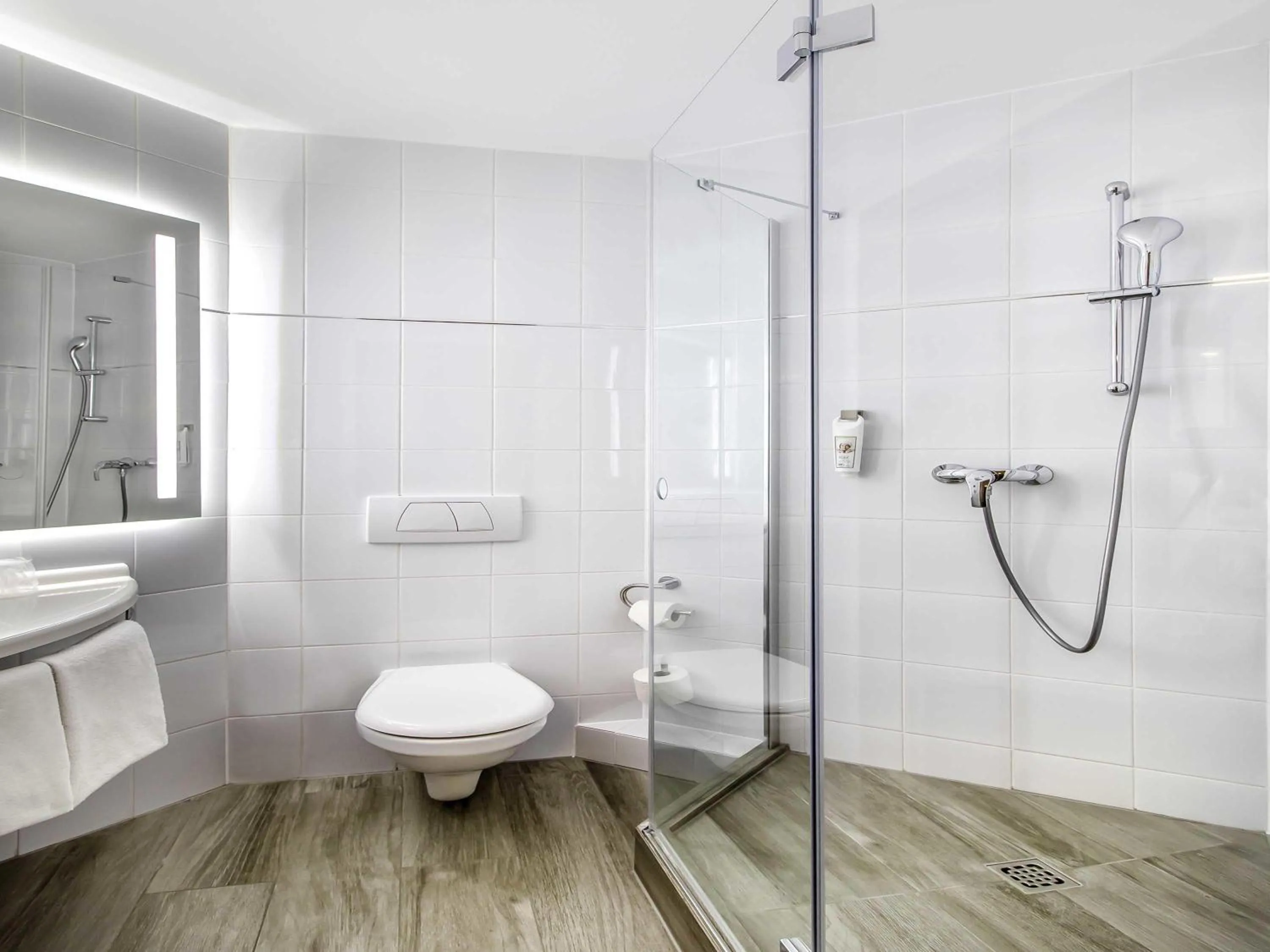 Bedroom in ibis Warszawa Centrum