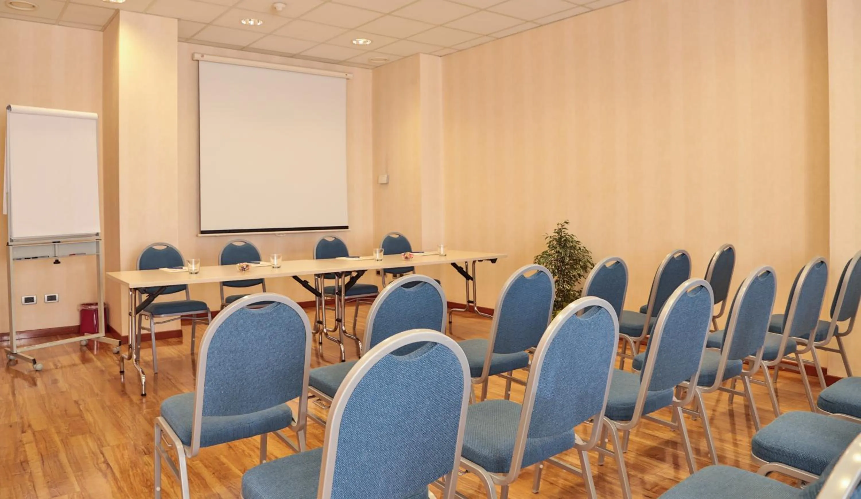Business facilities in Best Western Hotel I Colli