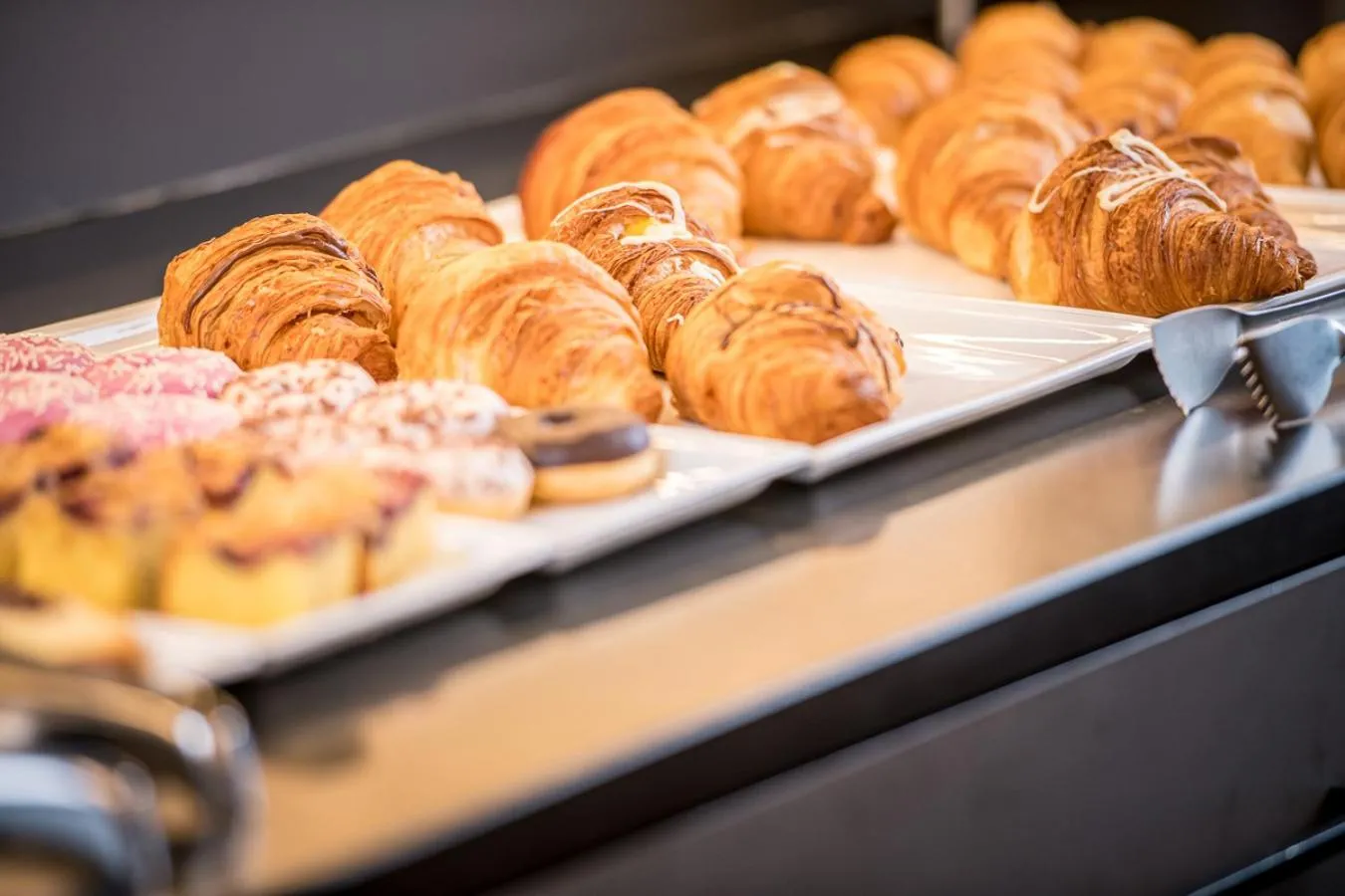Buffet breakfast in HOTEL POST alpine cityflair
