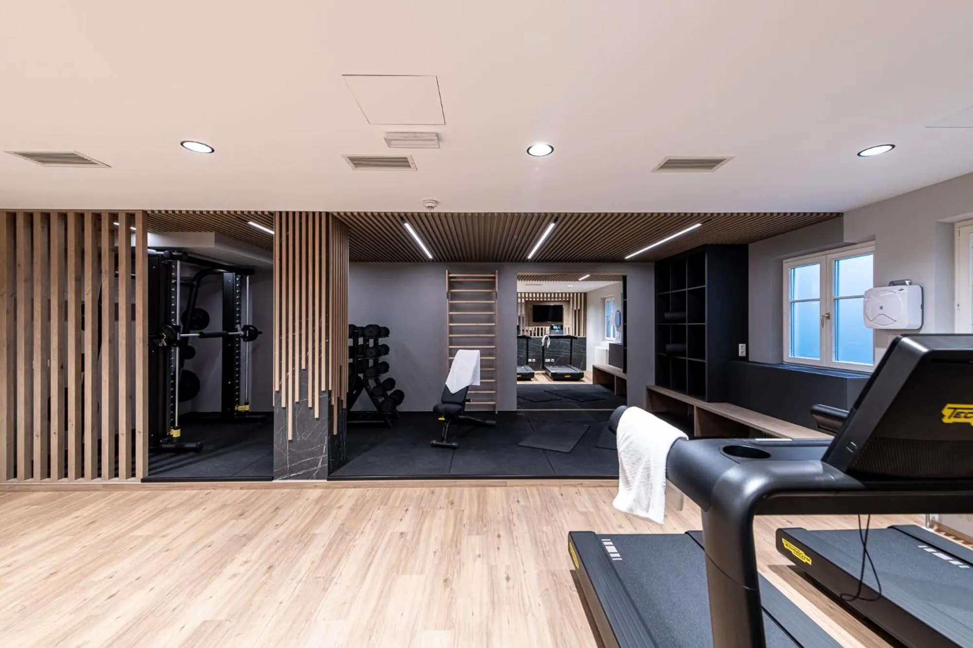 Fitness centre/facilities in HOTEL POST alpine cityflair