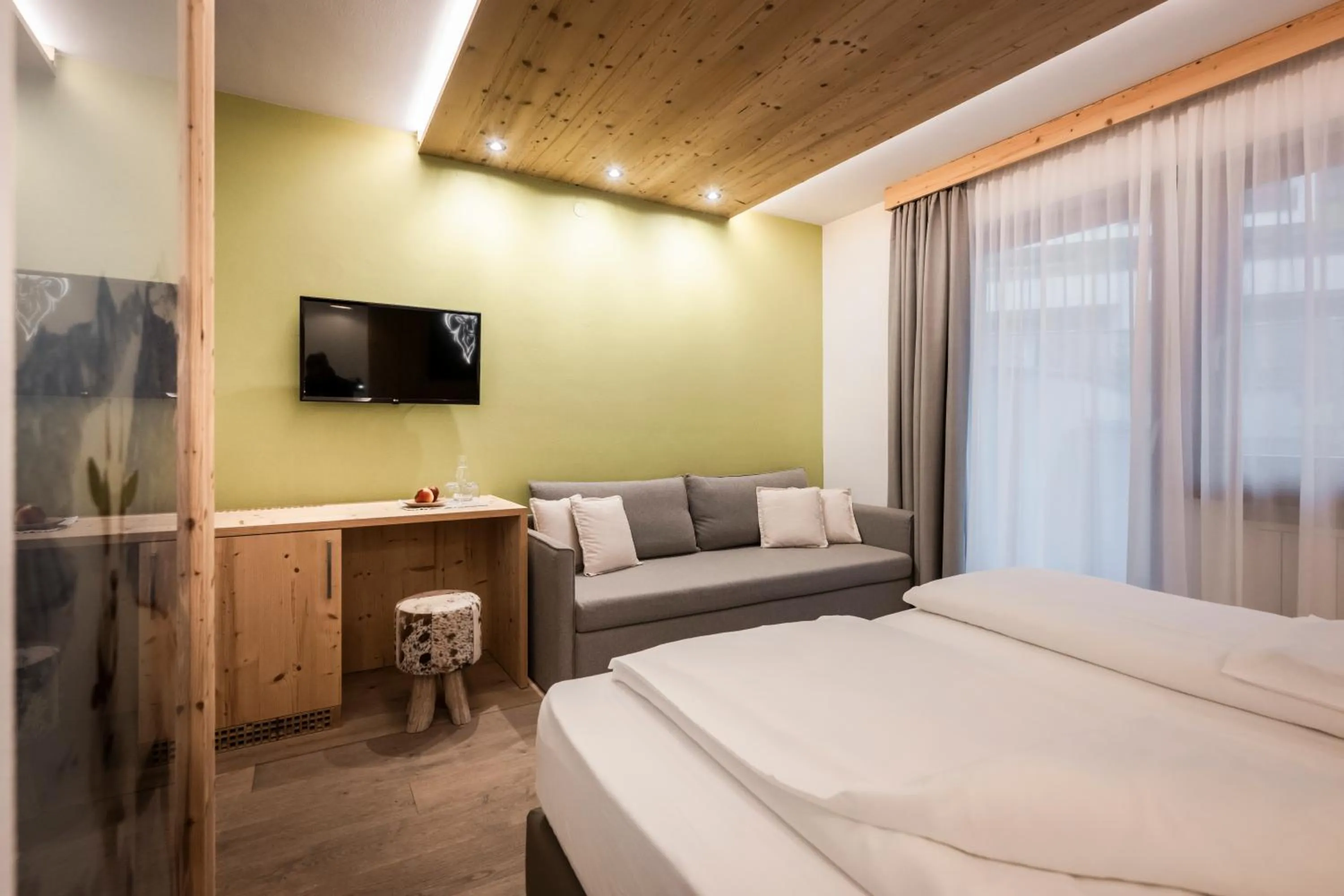 Bedroom, Bed in Naturhotel Miraval