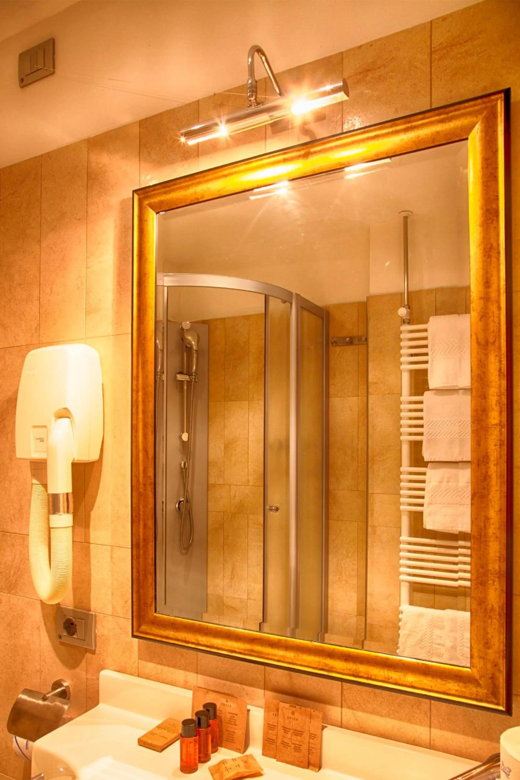 Bathroom in Hotel Katja