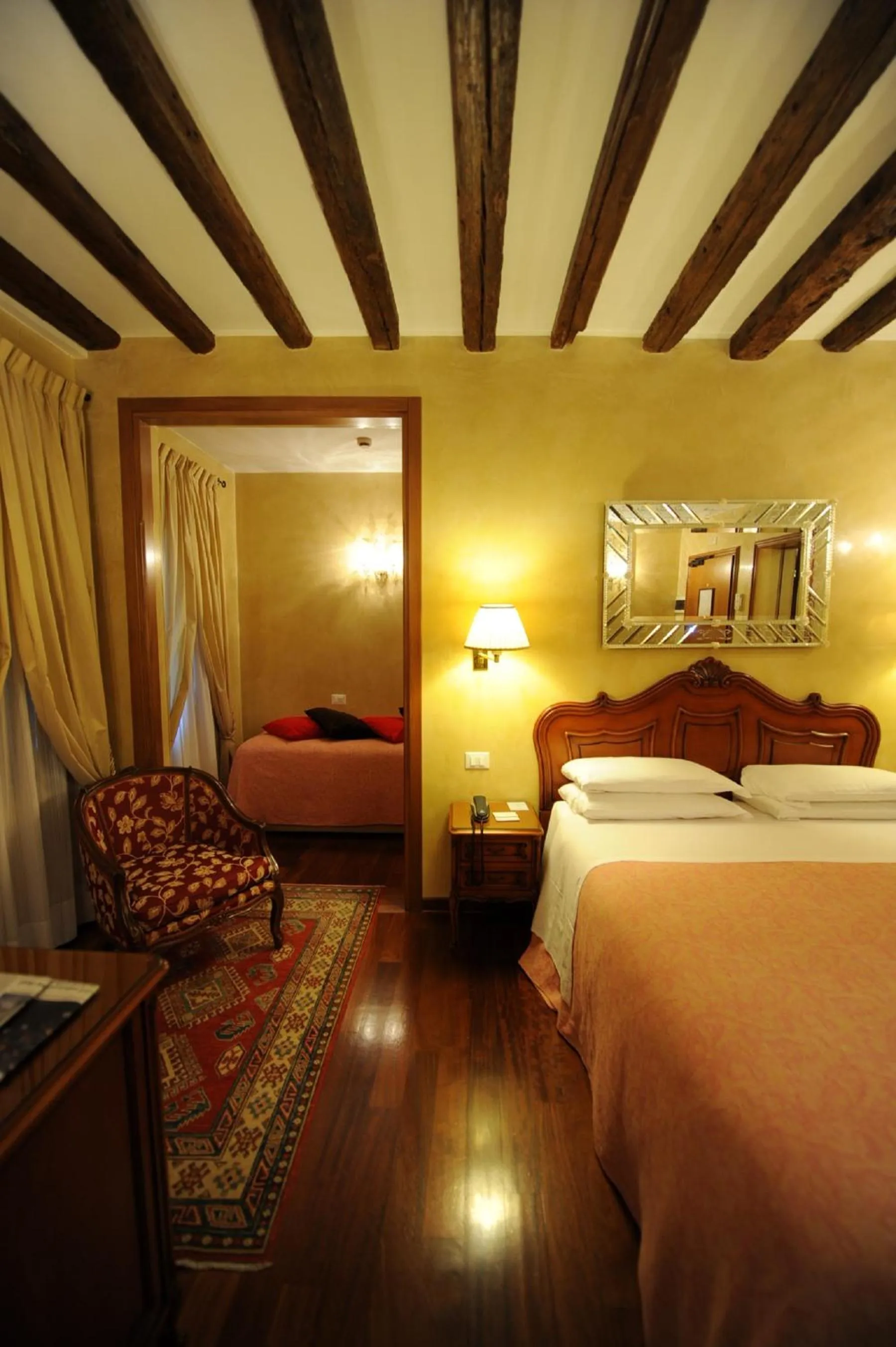 Bed in Hotel Bisanzio