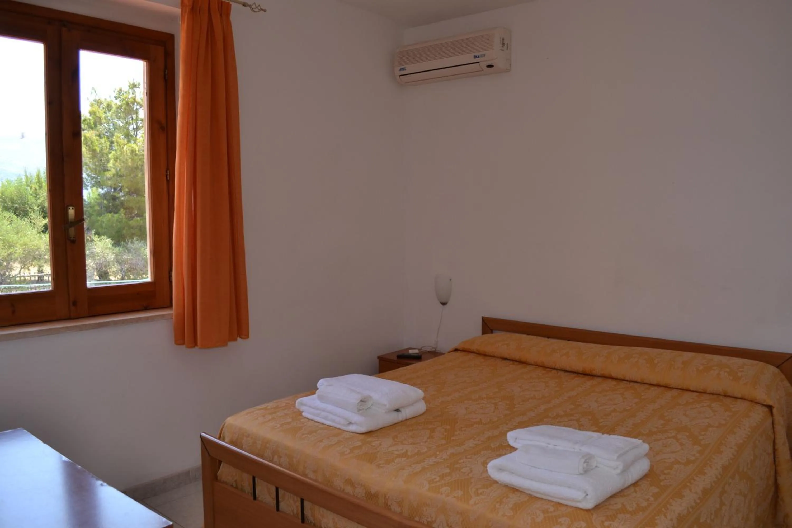 Bedroom, Bed in Villaggio Calispera