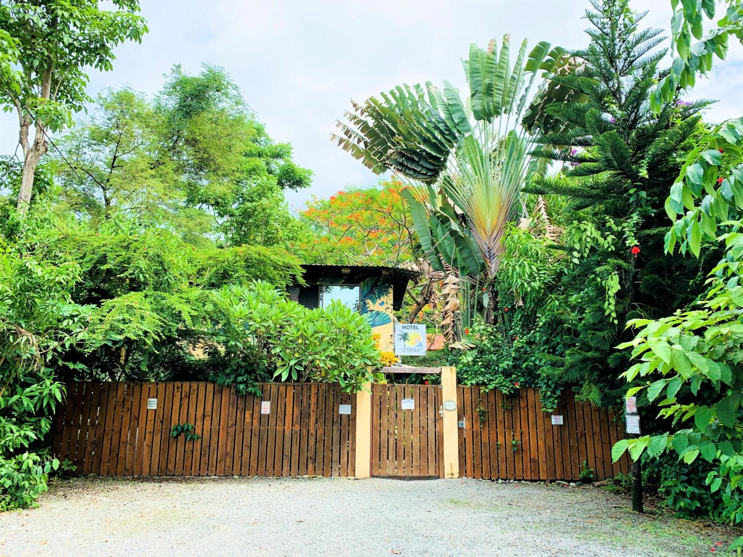Property building in Hotel Tropical Sands Dominical