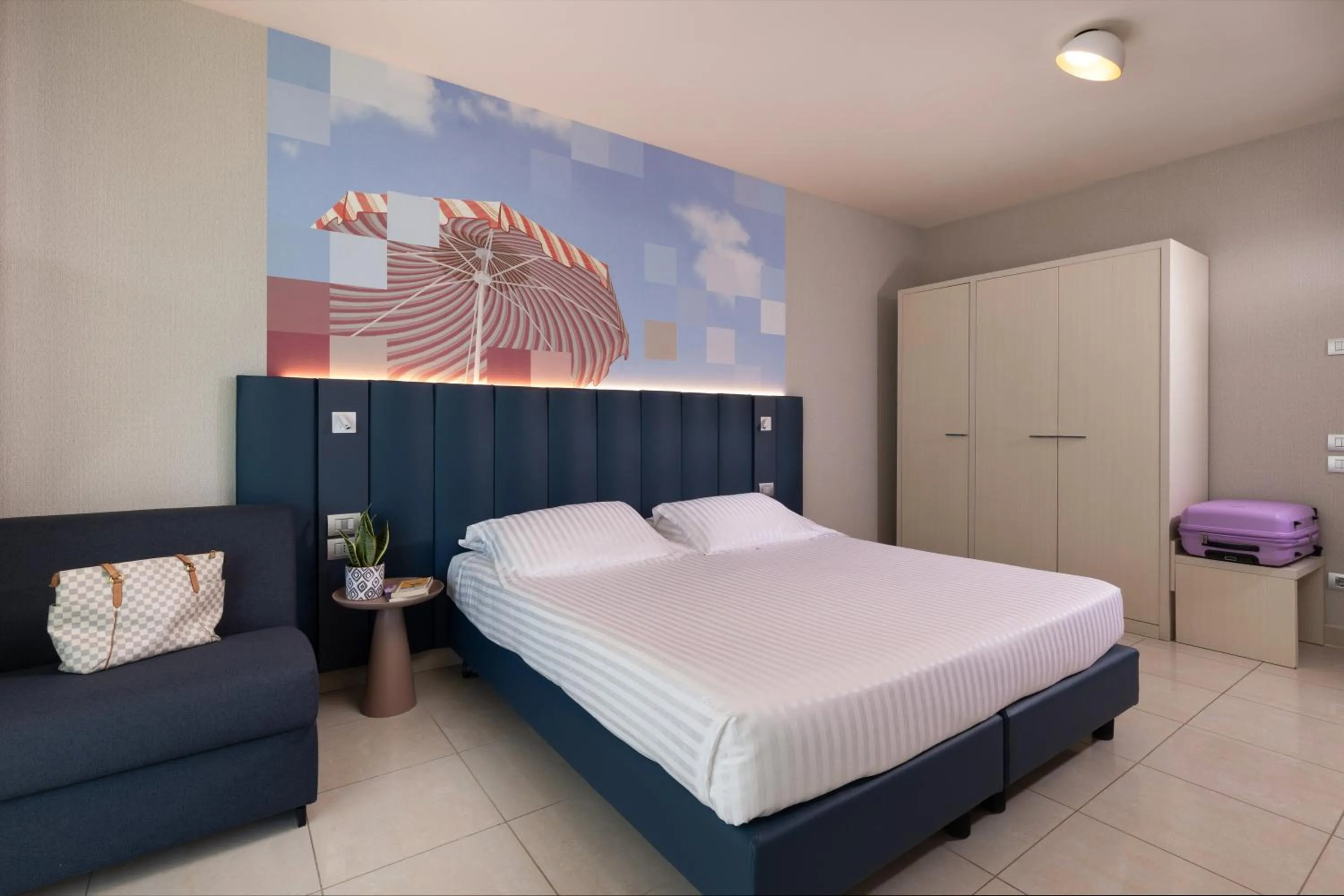 Bedroom, Bed in Mercure Hotel Rimini Artis