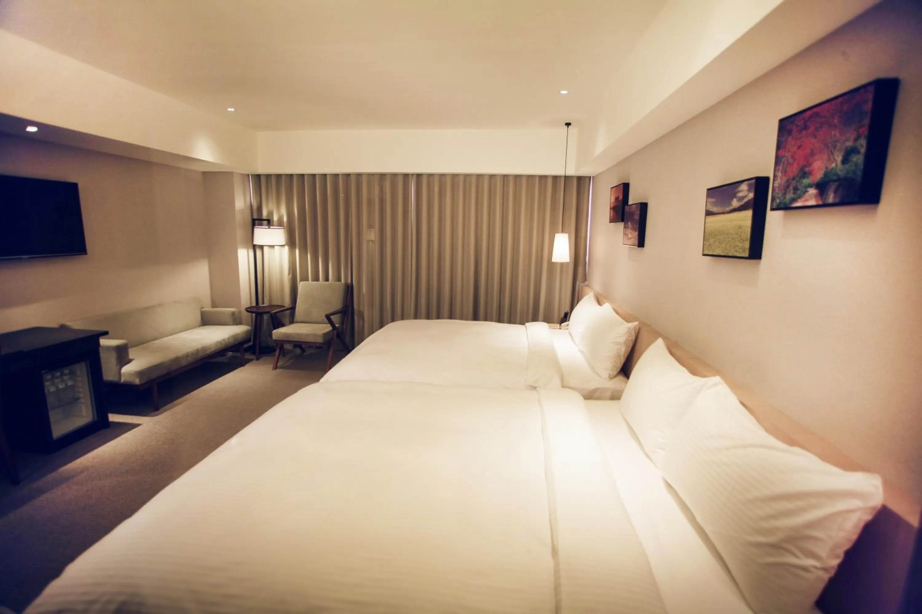 Photo of the whole room, Bed in Inn by the Village