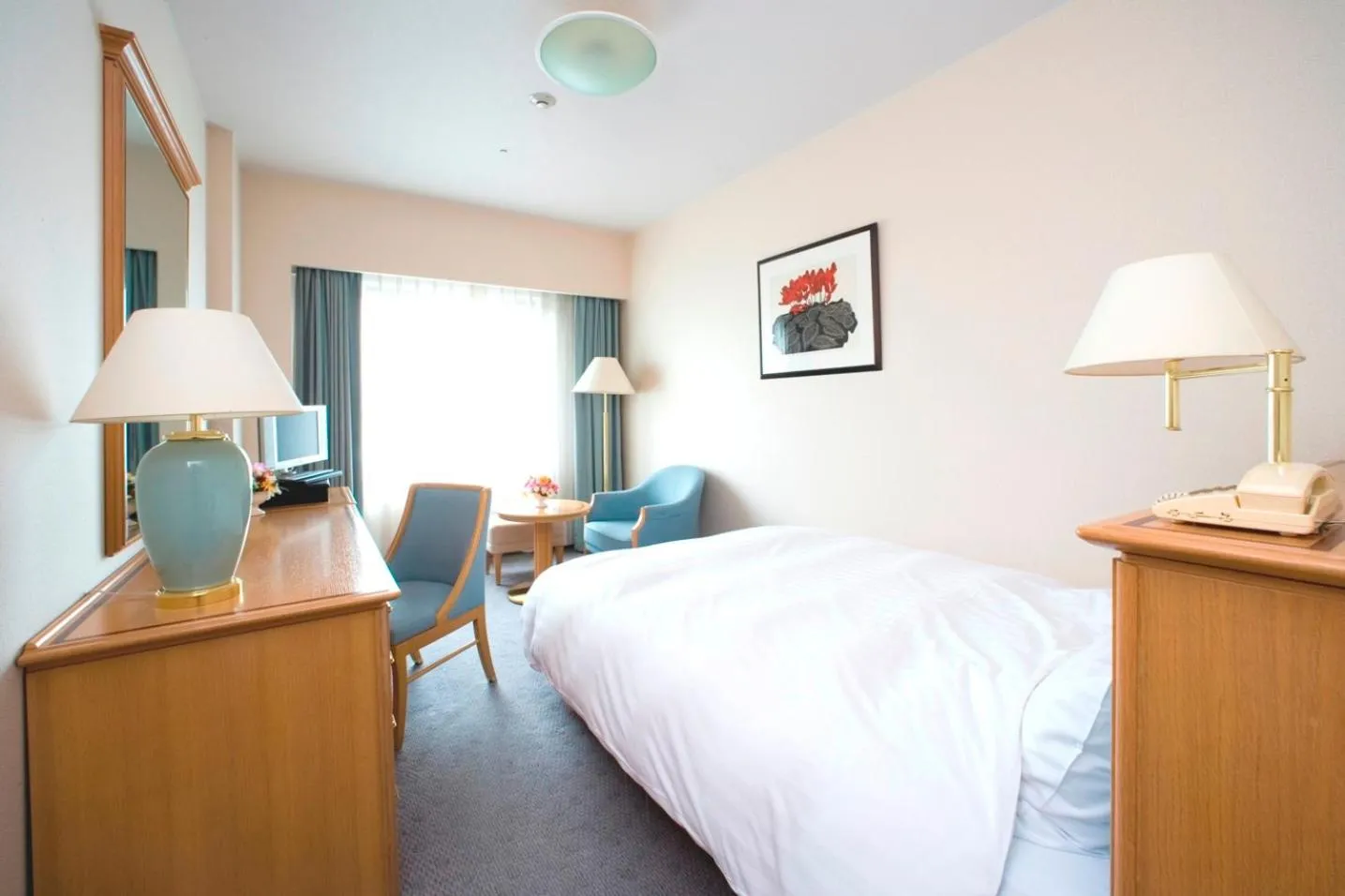 Bed in Hotel Hamatsu