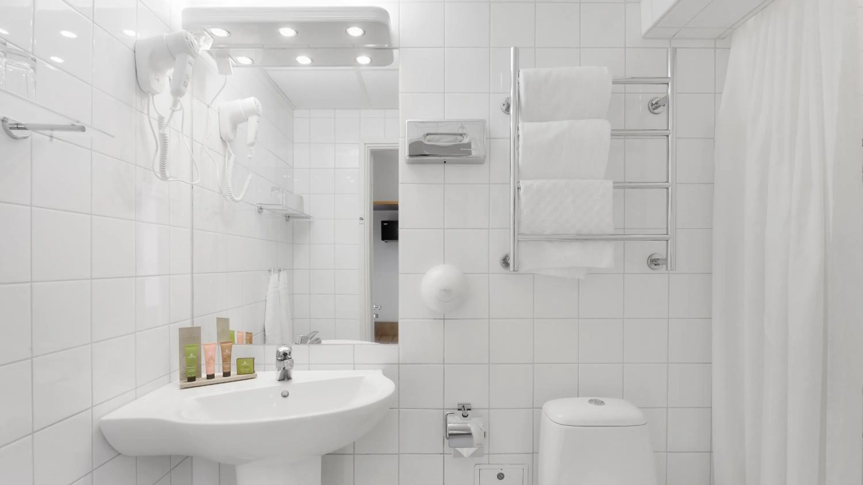 Bathroom in Strand Hotell Borgholm