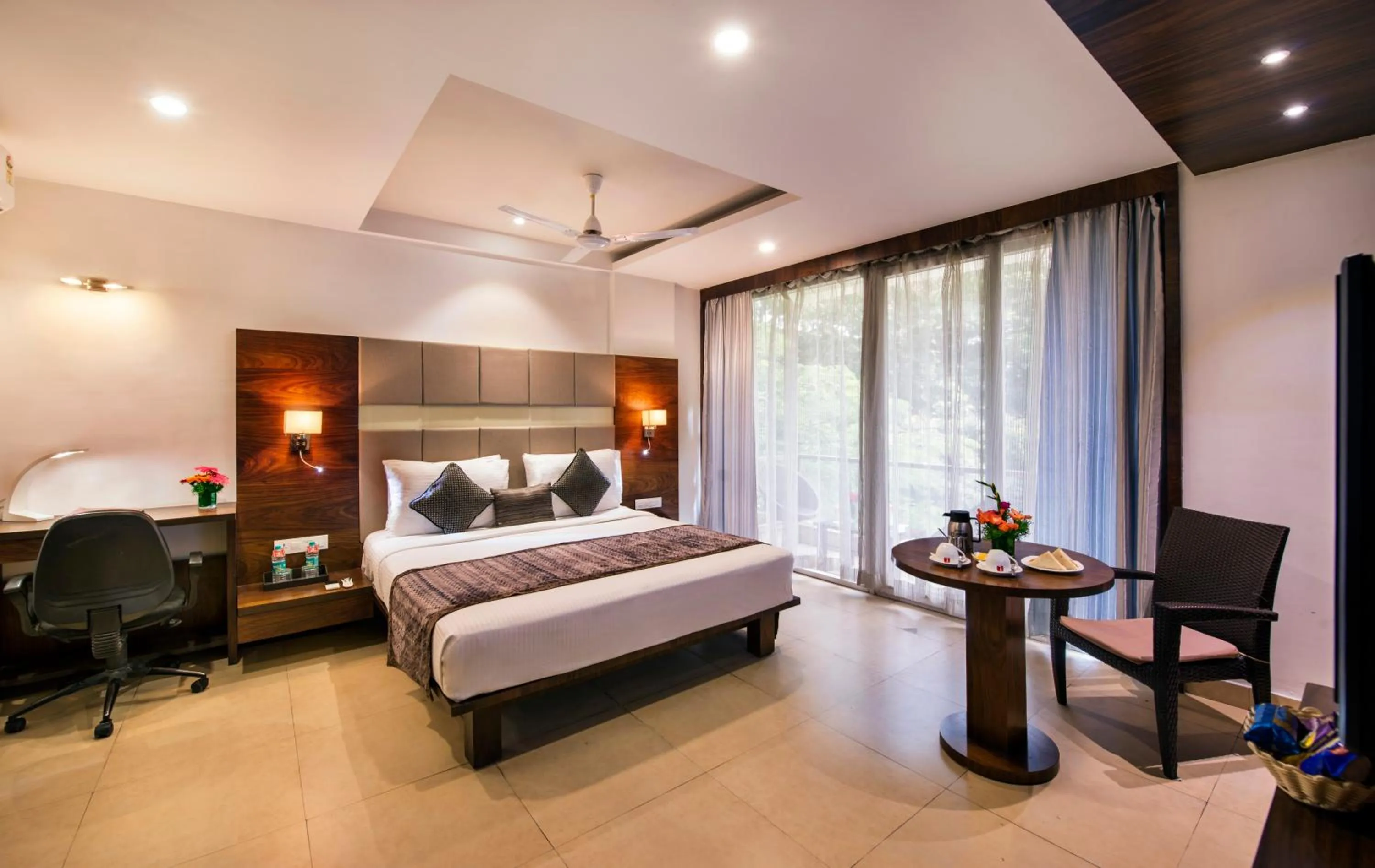 Street view, Bed in Lords Eco Inn Bengaluru Jayanagar