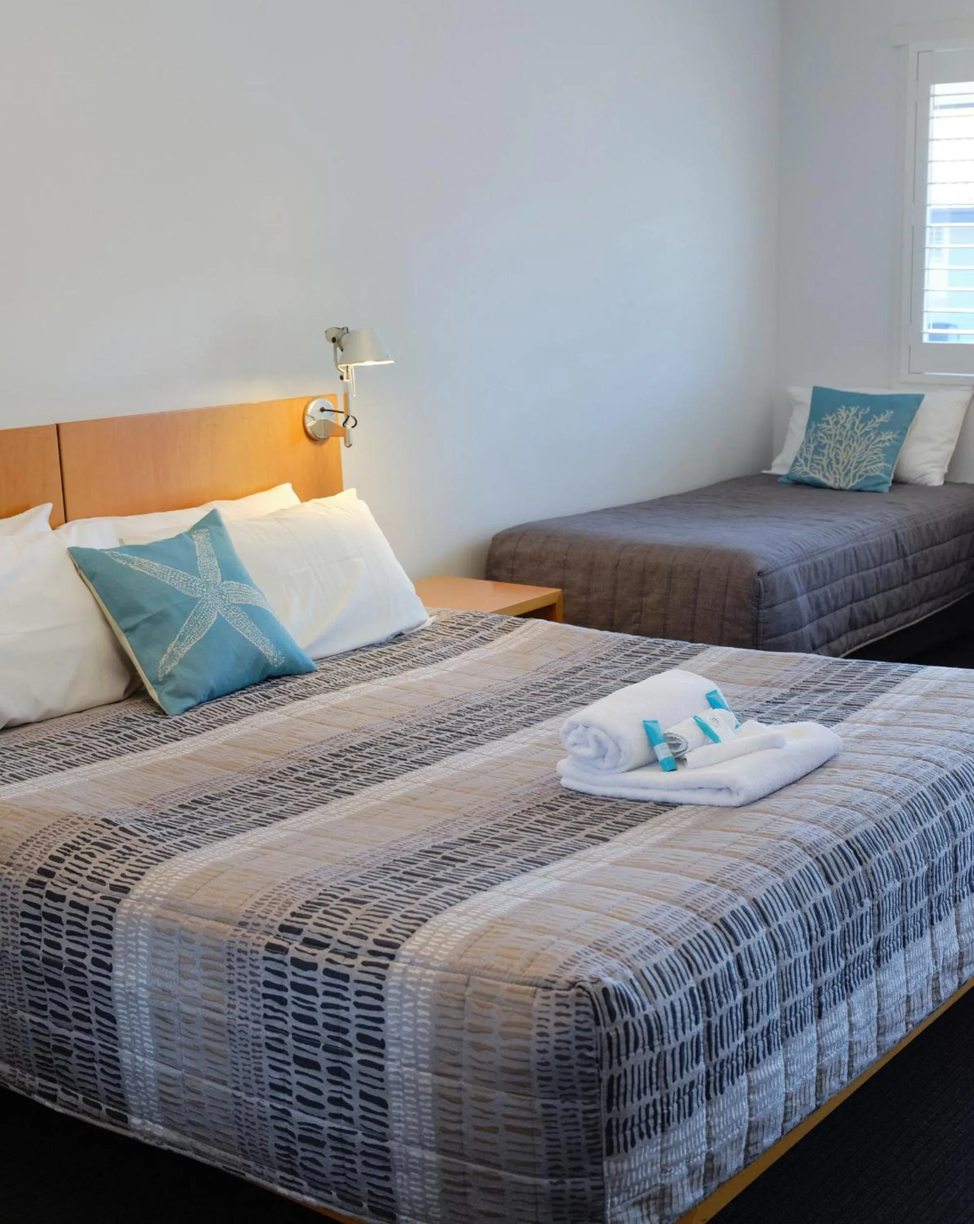 Bed in Culburra Beach Motel