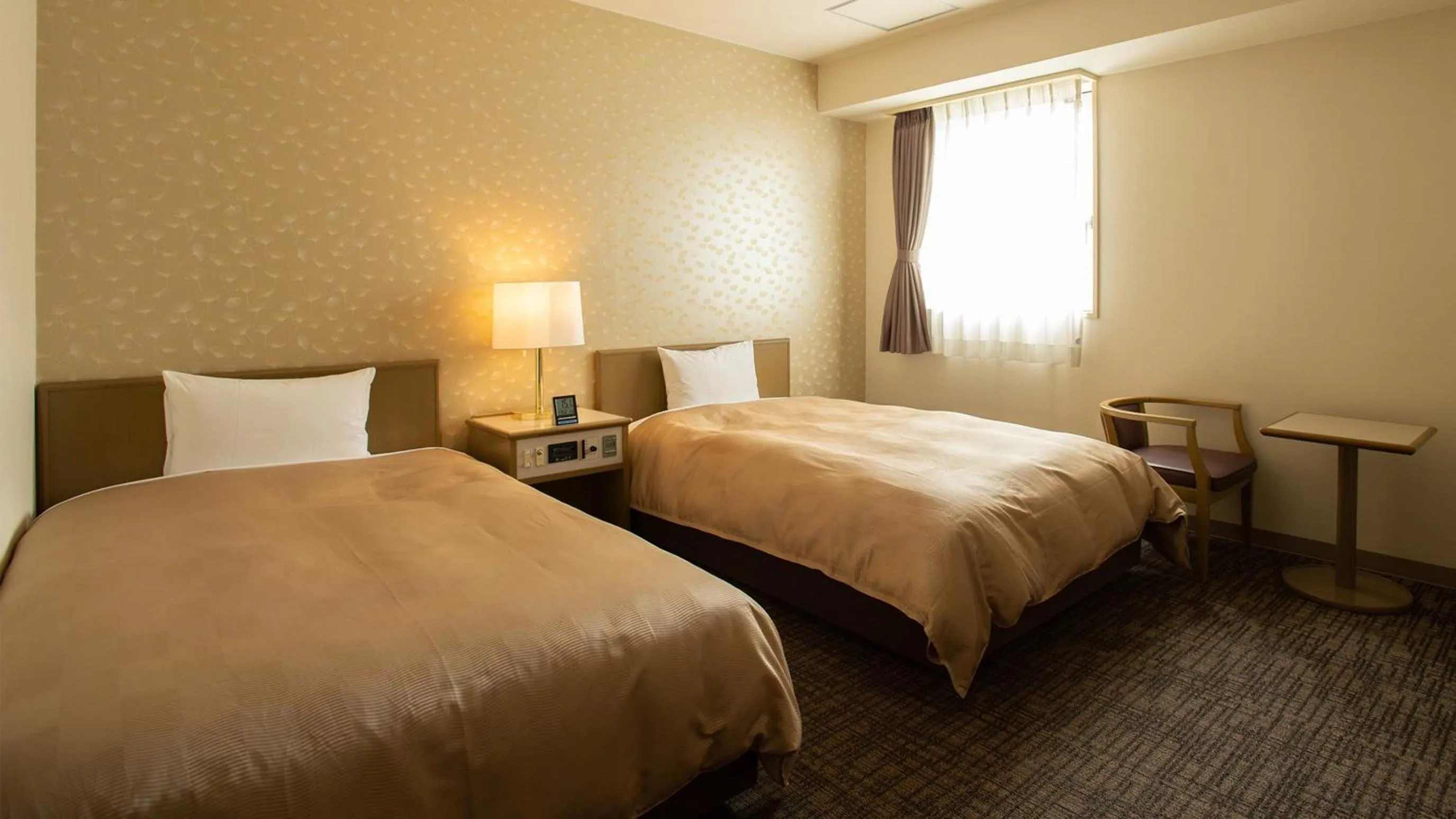 Photo of the whole room, Bed in Hotel Yassa