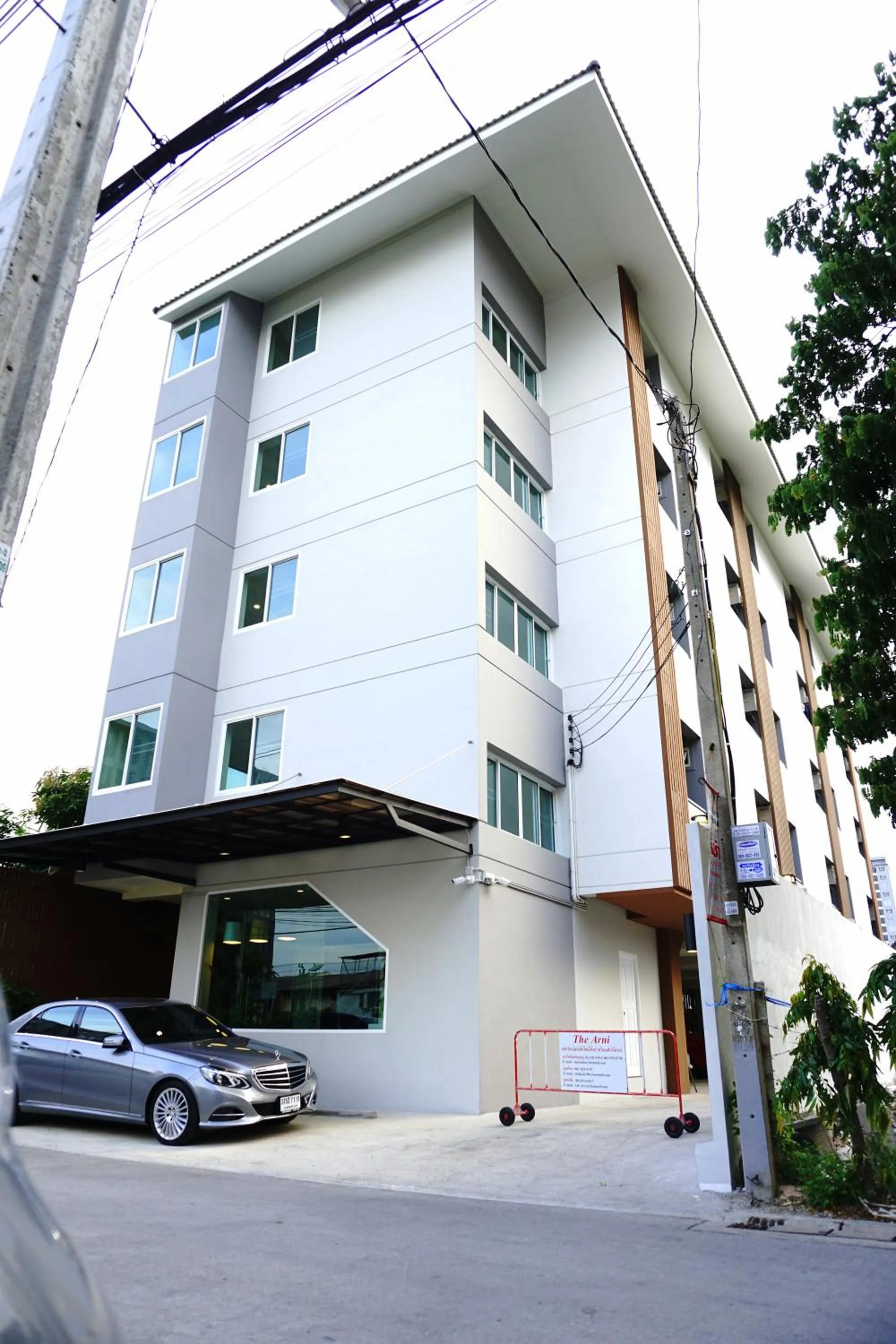 Facade/entrance in The Arni Sukhumvit 101