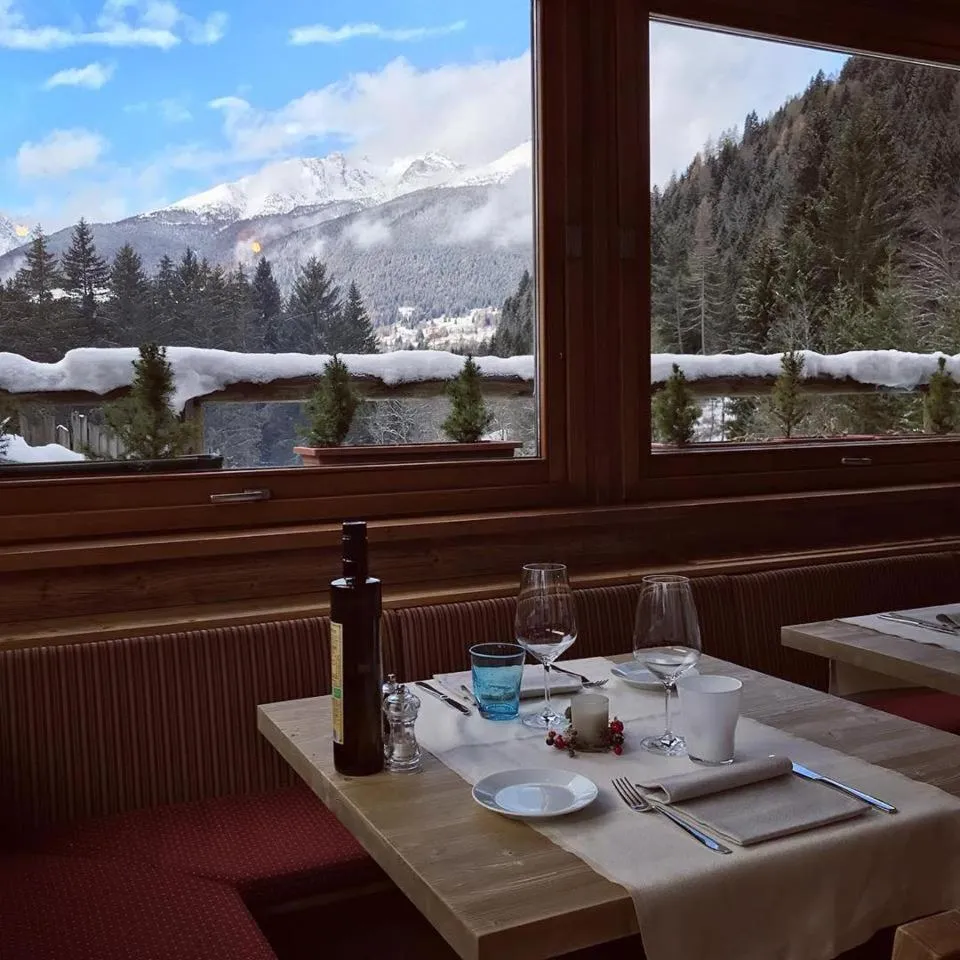 Restaurant/places to eat in La Tana dell'orso Hotel & SPA