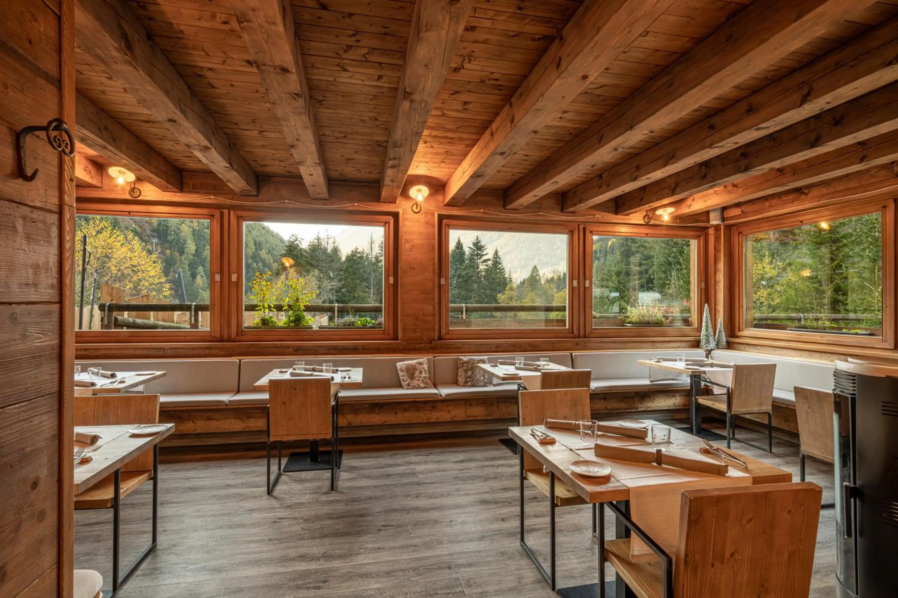 Restaurant/places to eat in La Tana dell'orso Hotel & SPA