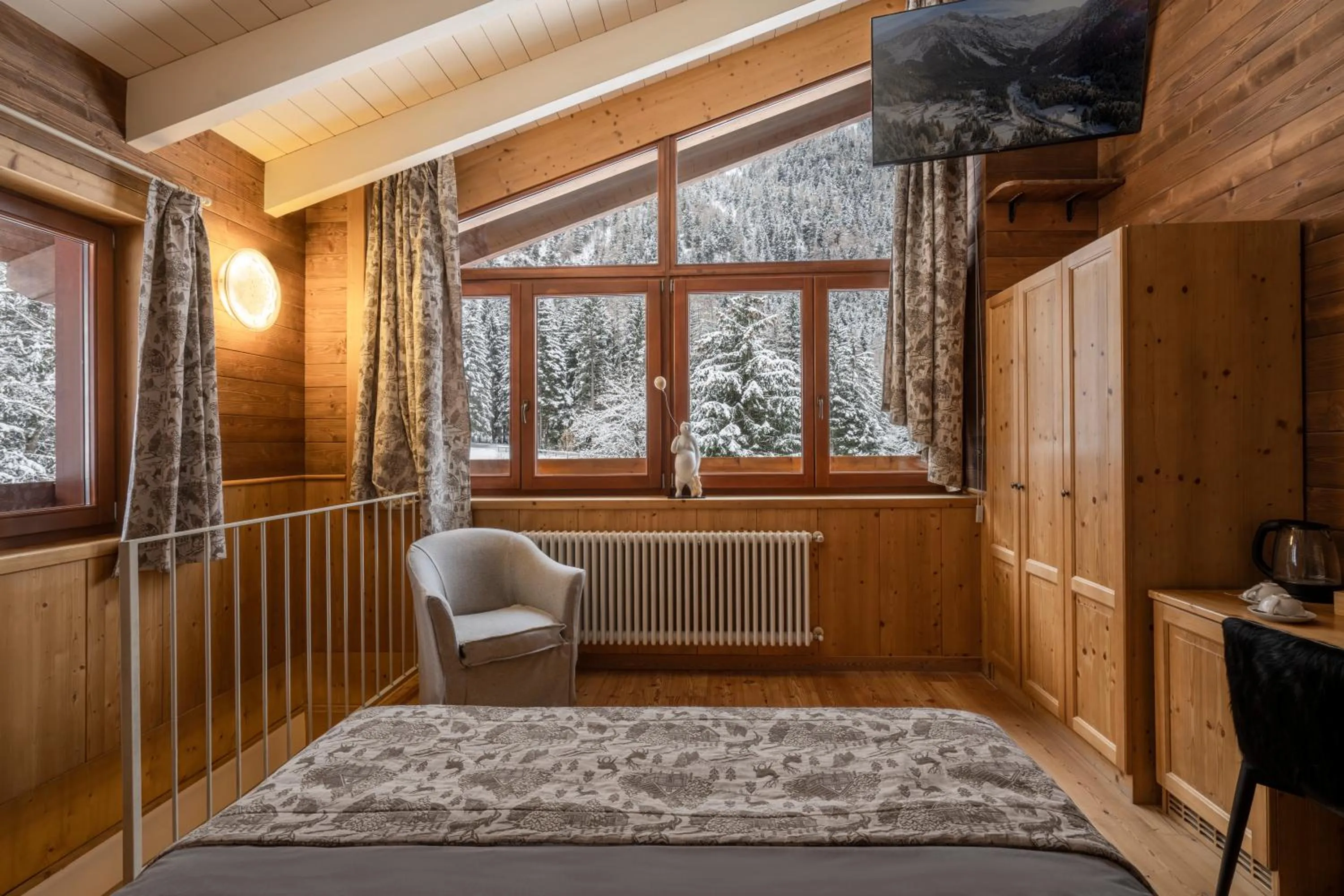 Photo of the whole room, Bed in La Tana dell'orso Hotel & SPA