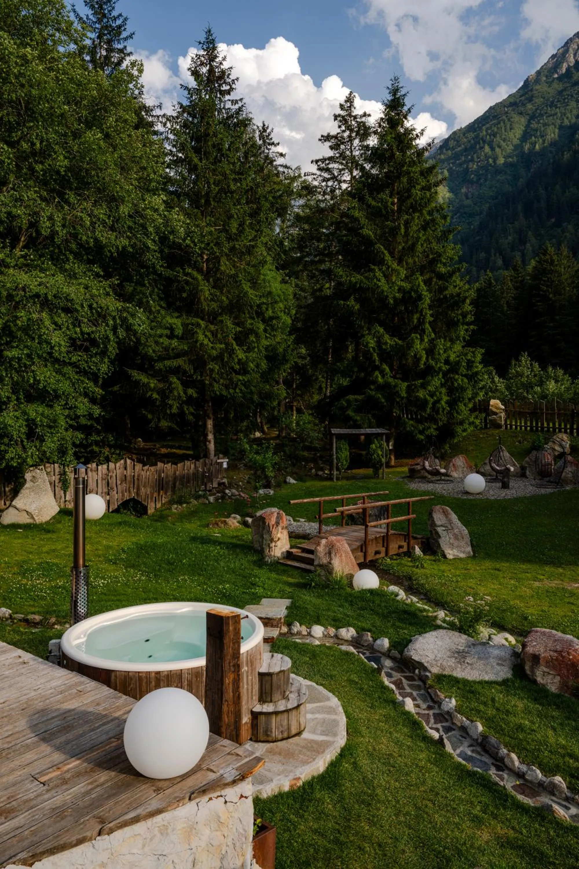 Garden in La Tana dell'orso Hotel & SPA