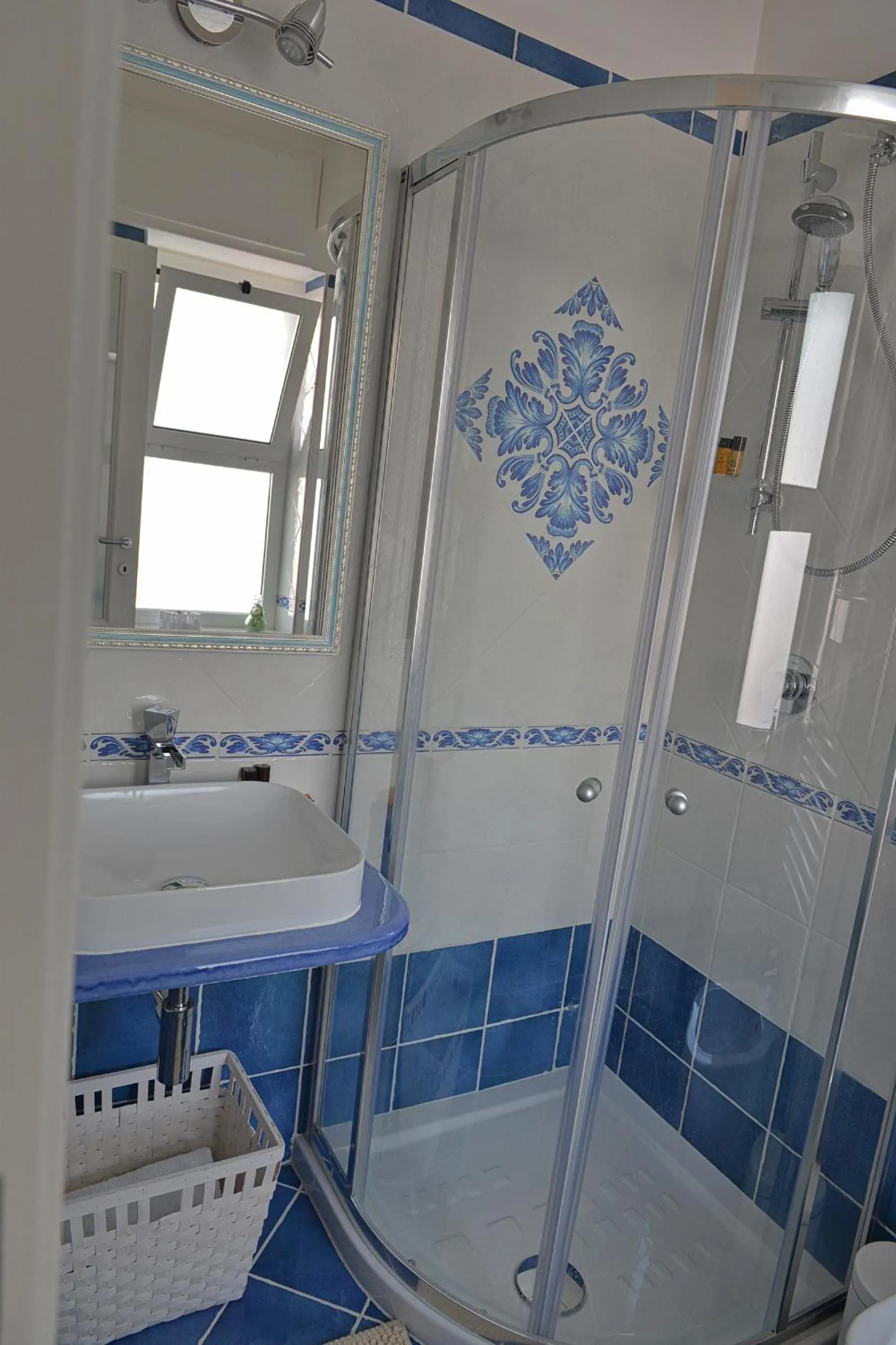 Bathroom in Acquamarine Maiori Amalfi Coast