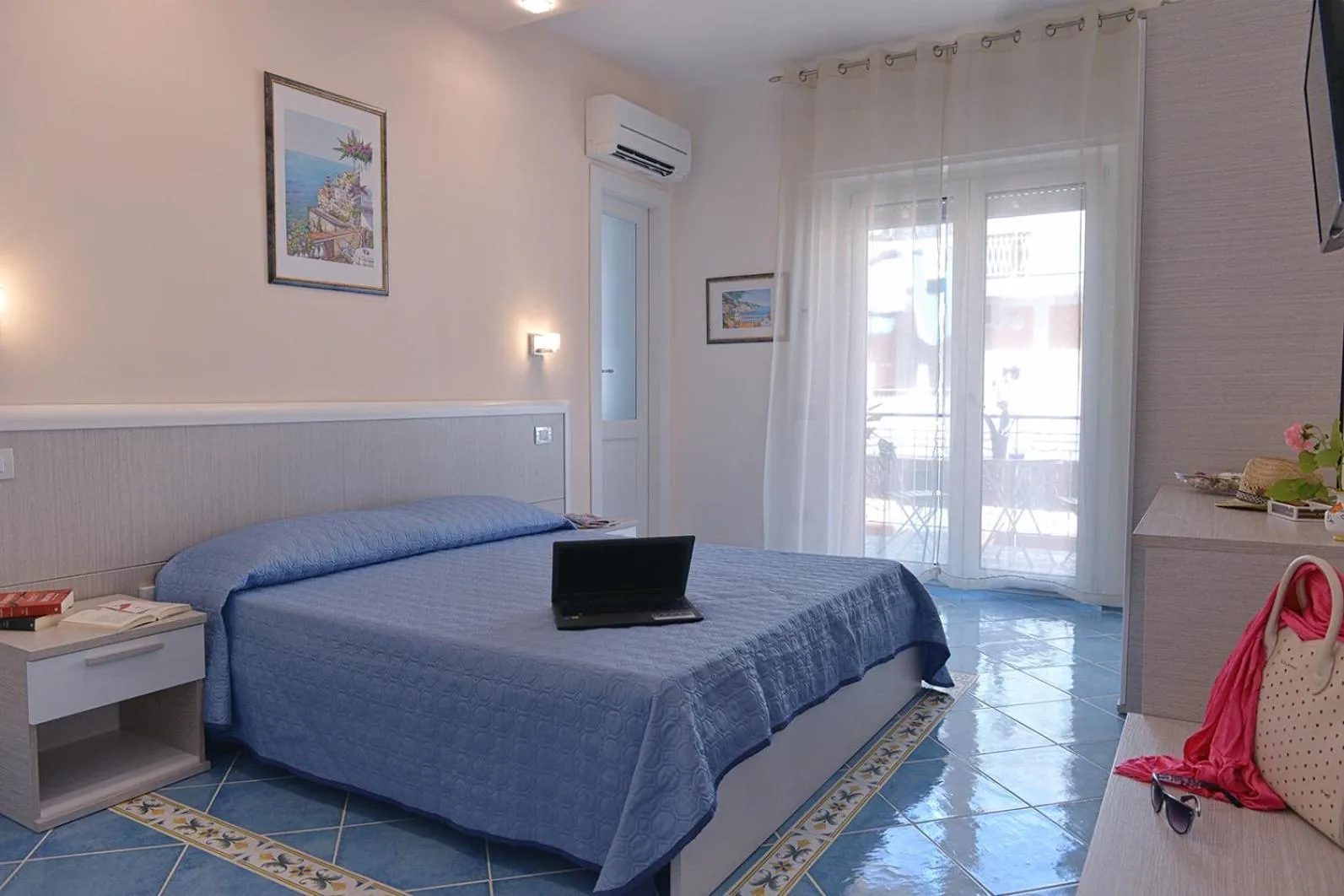 Bedroom, Bed in Acquamarine Maiori Amalfi Coast