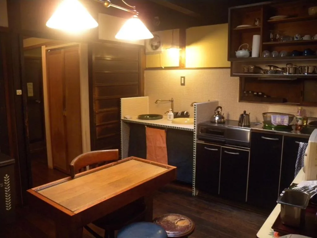 Kitchen or kitchenette in Guest House Koiya