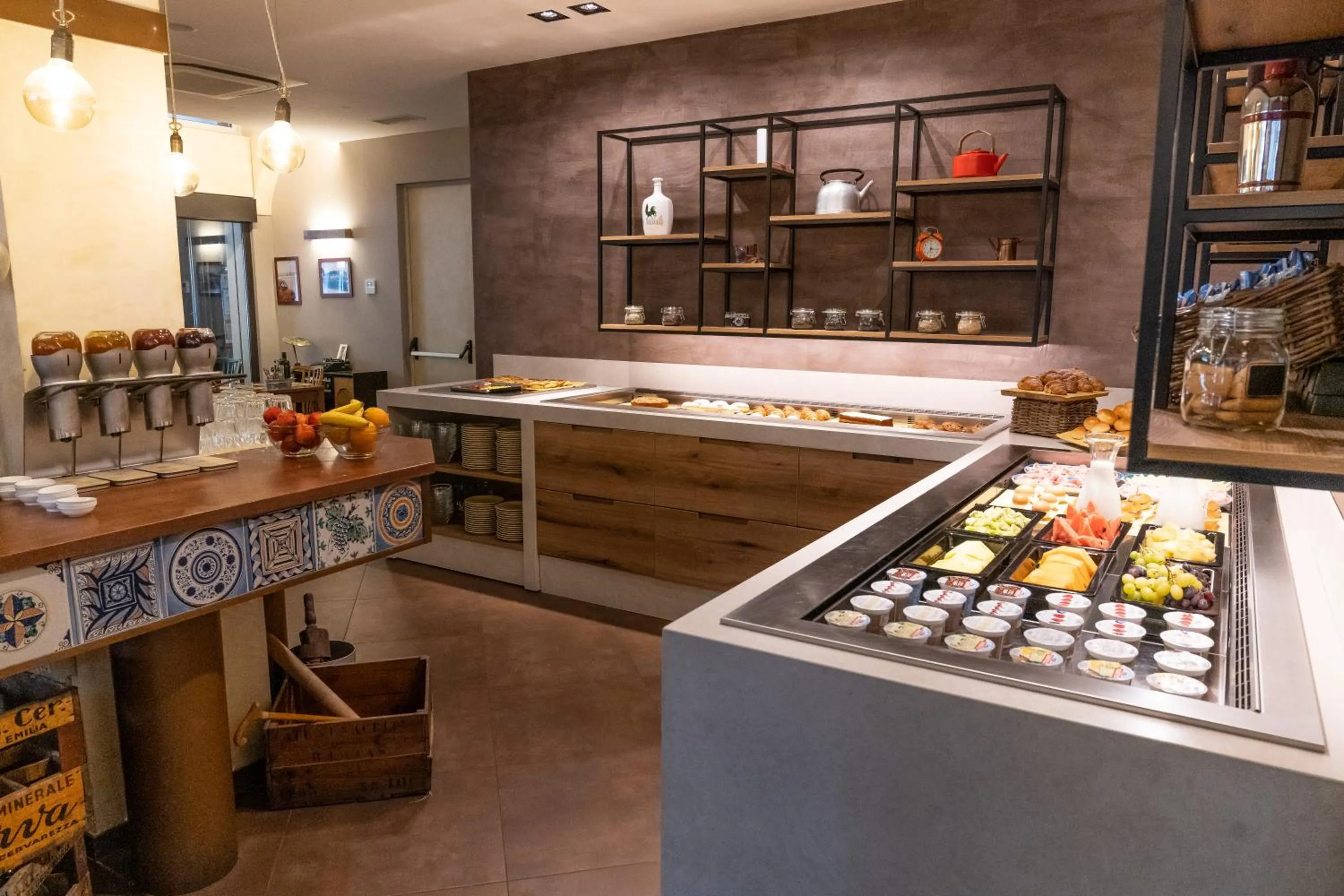 Breakfast in Hotel Columbia