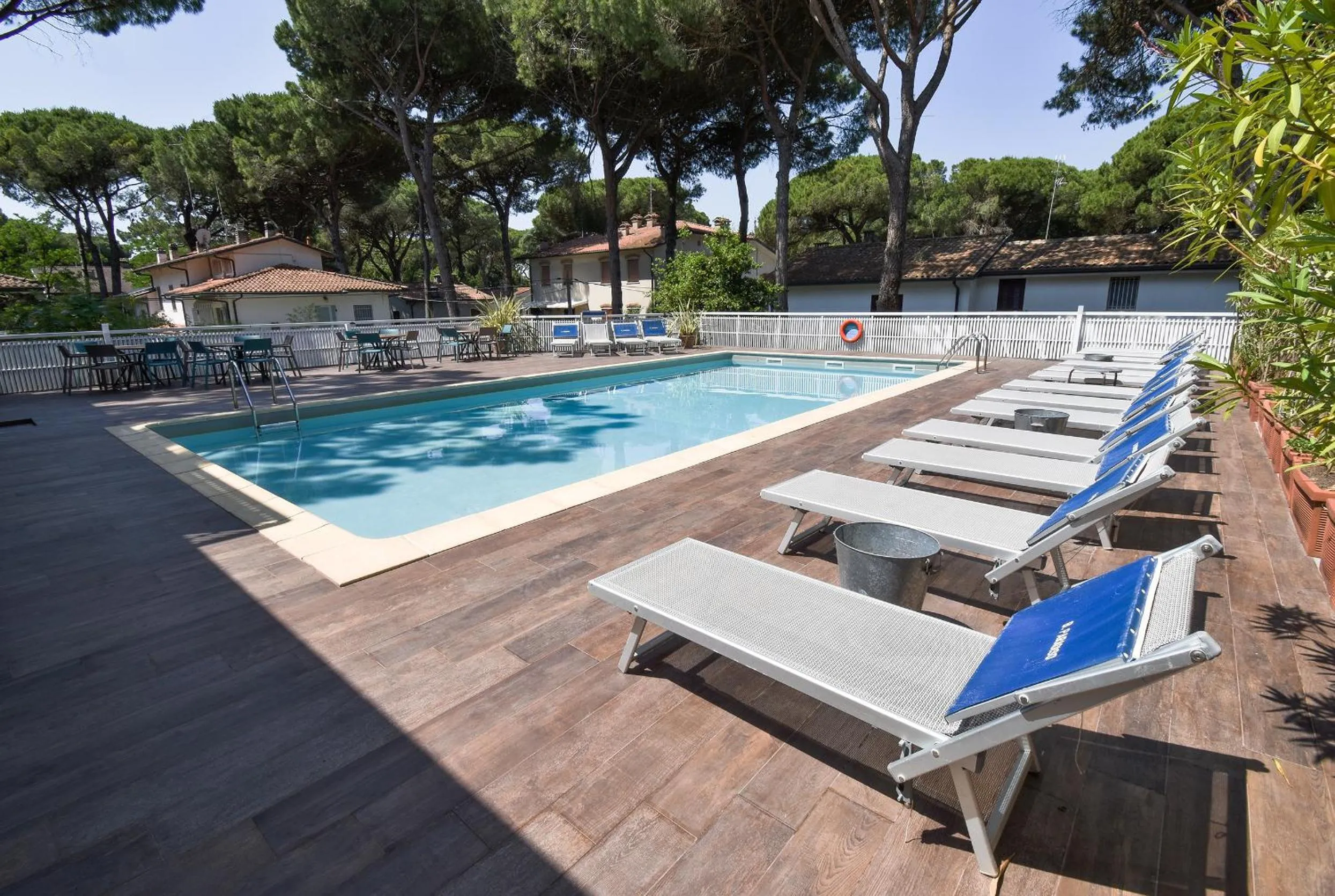 Swimming pool in Hotel Columbia