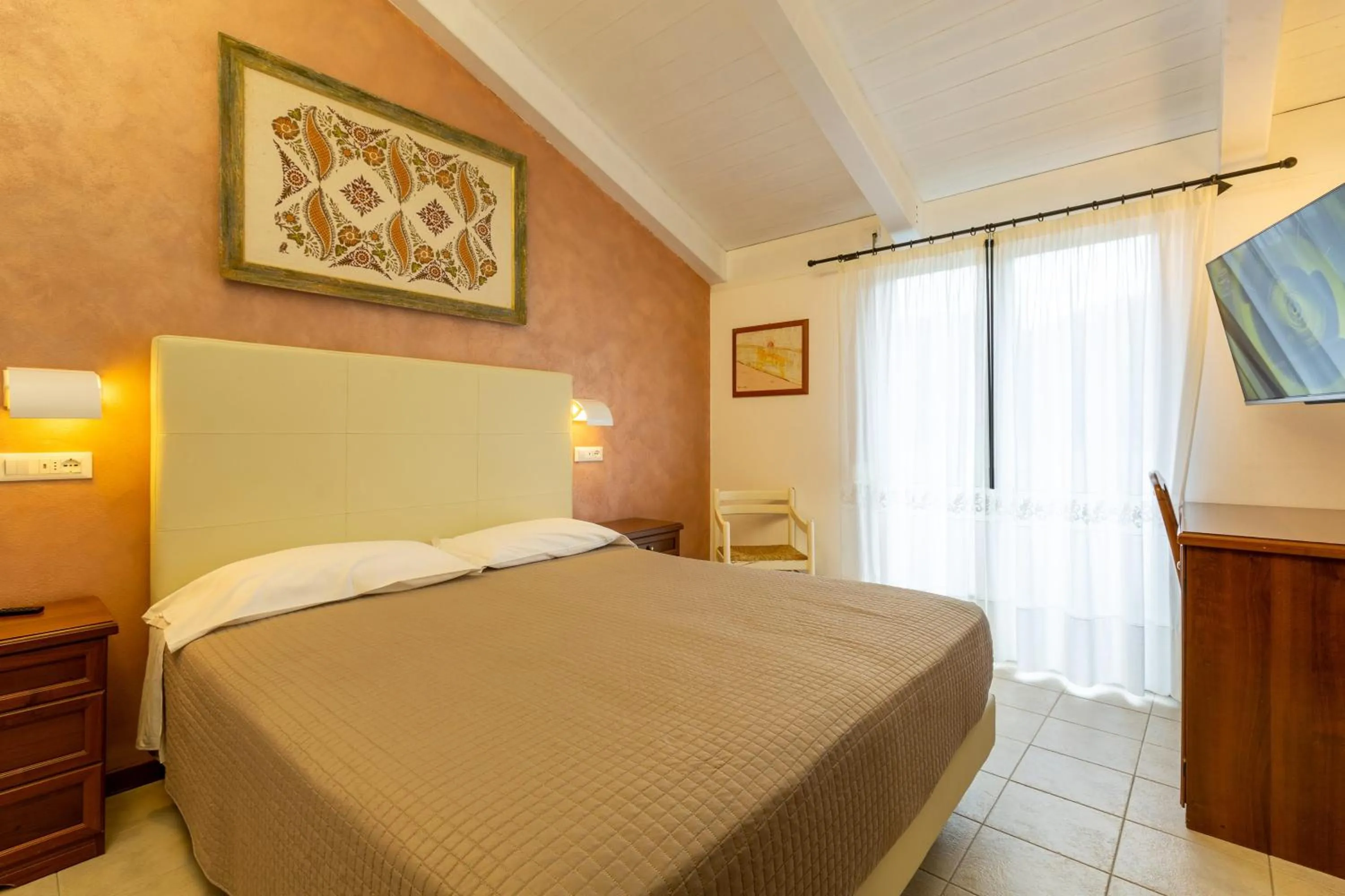 Bedroom, Bed in Hotel Columbia