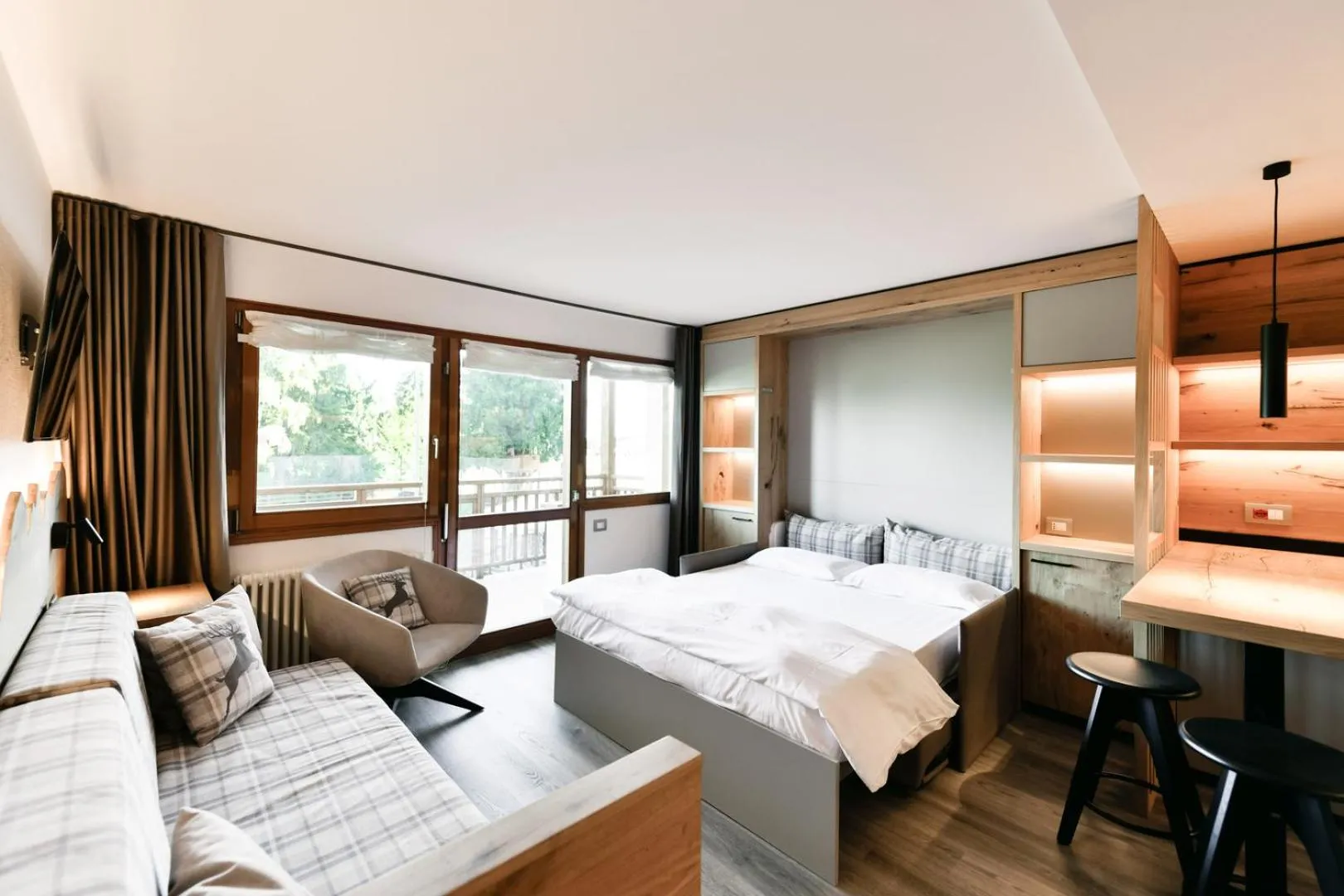 Bed in Hotel Montana