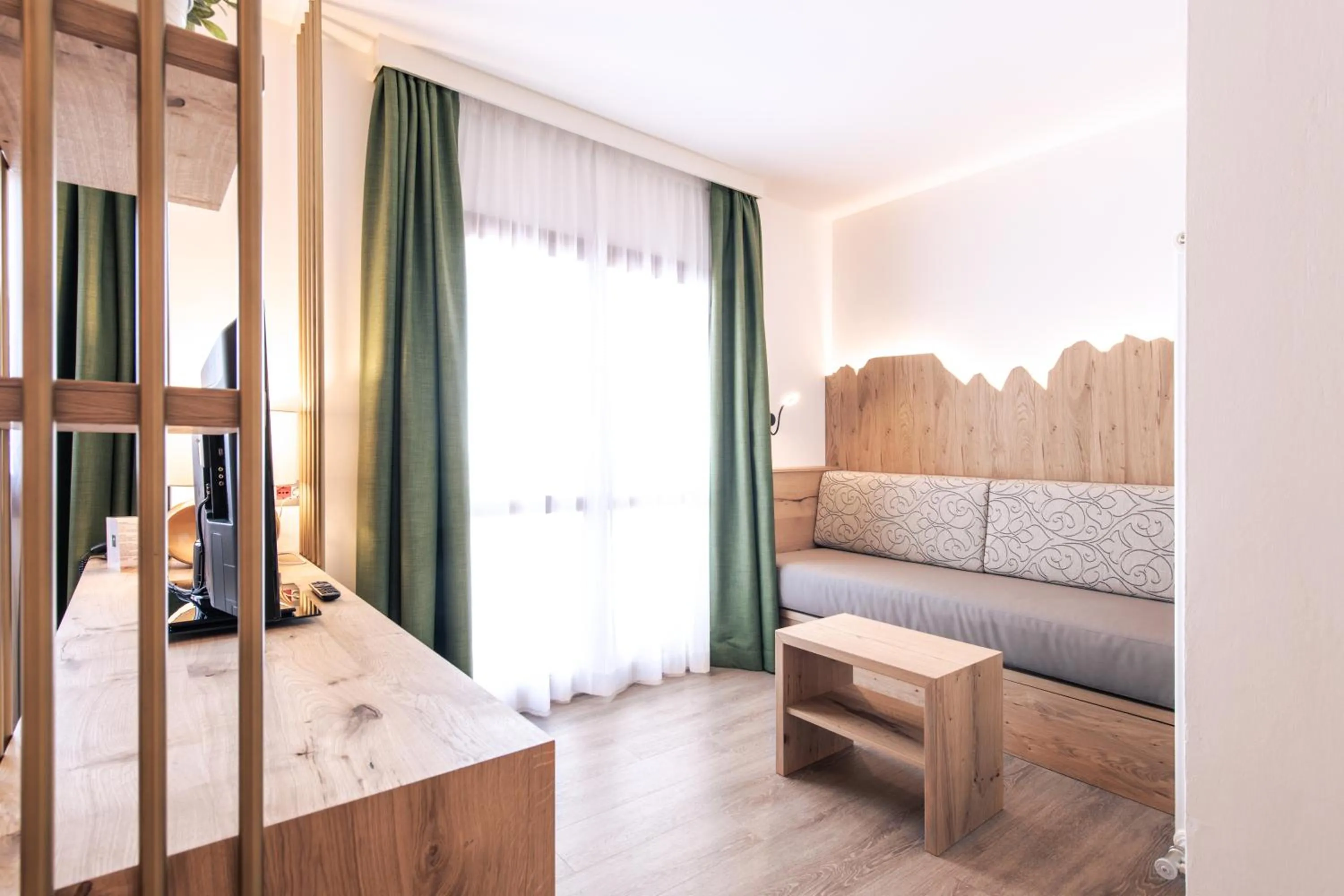 Bed in Hotel Montana