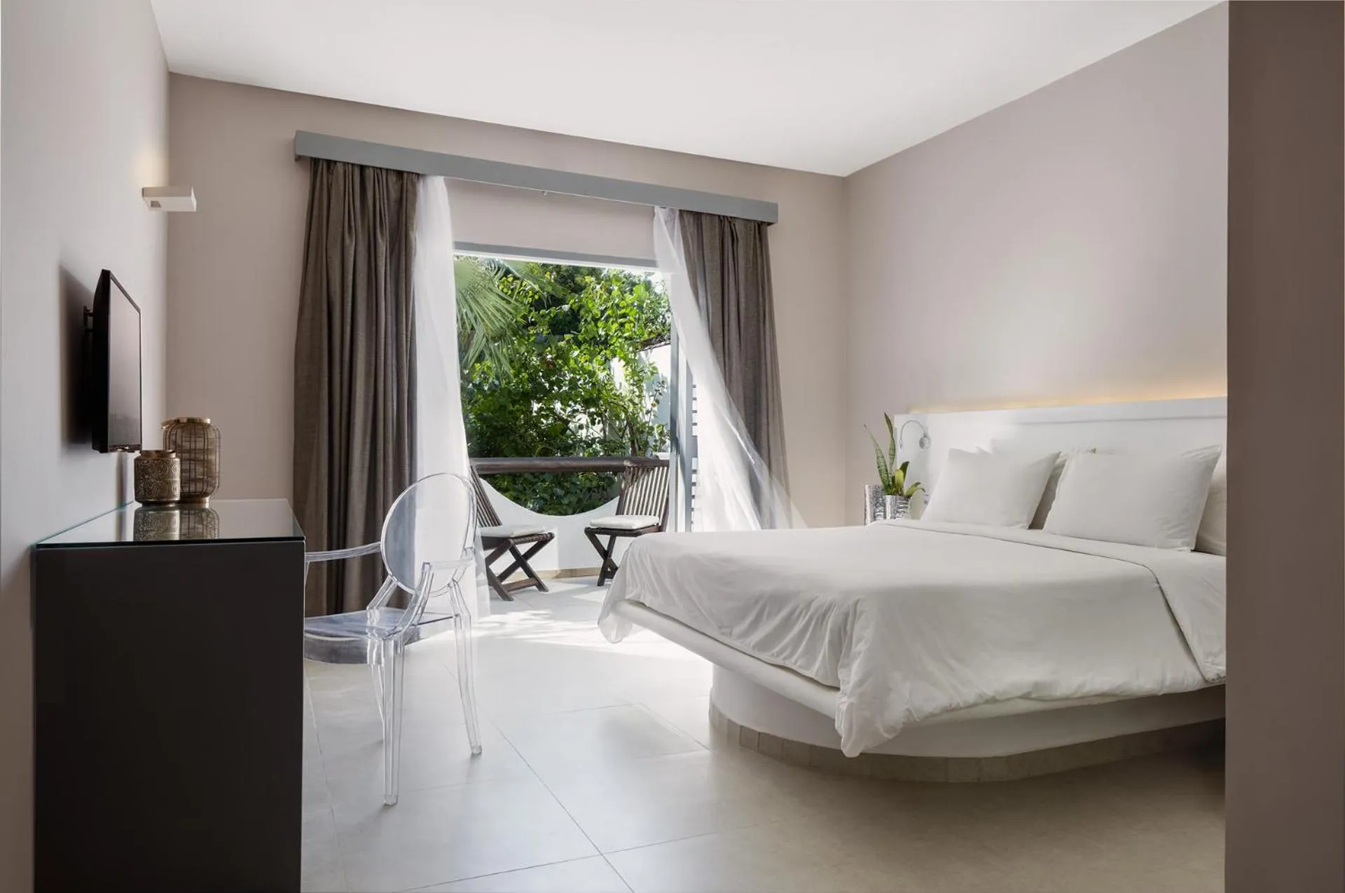 Bed in My Blue Hotel